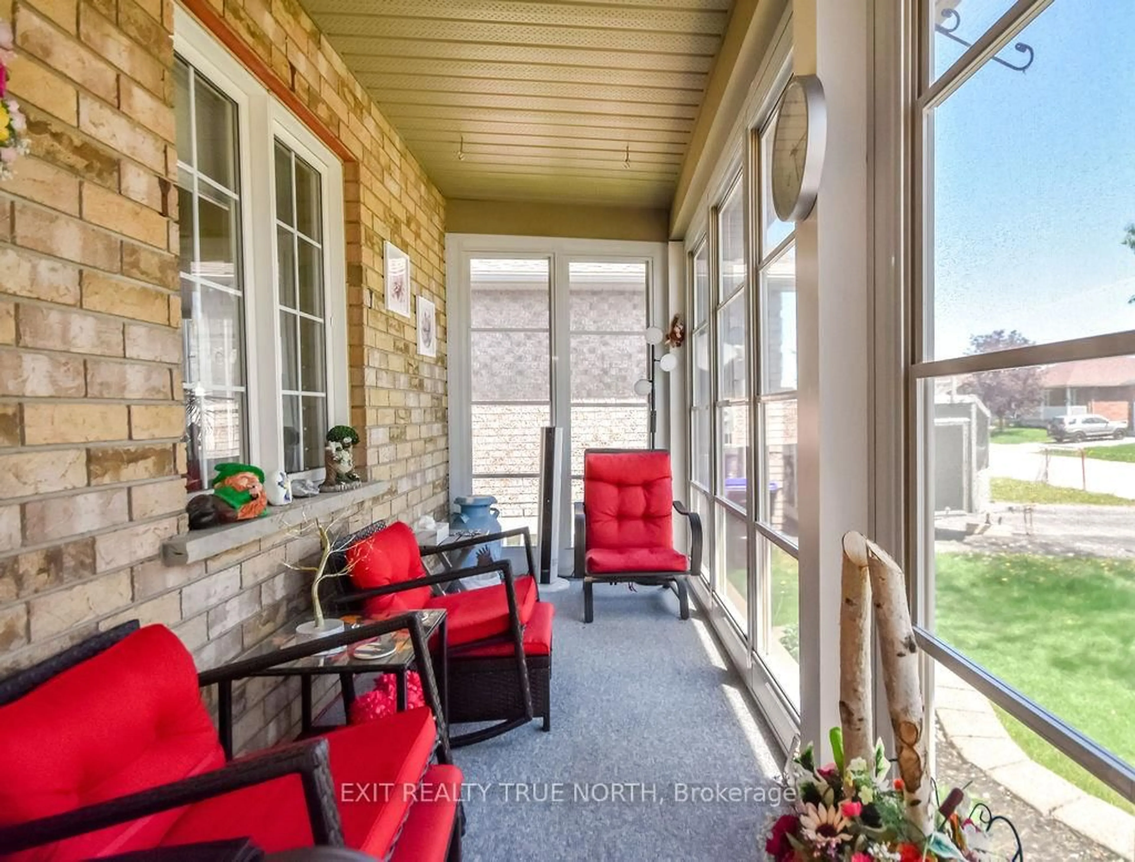 Patio, street for 32 Graham St, Springwater Ontario L0L 1P0