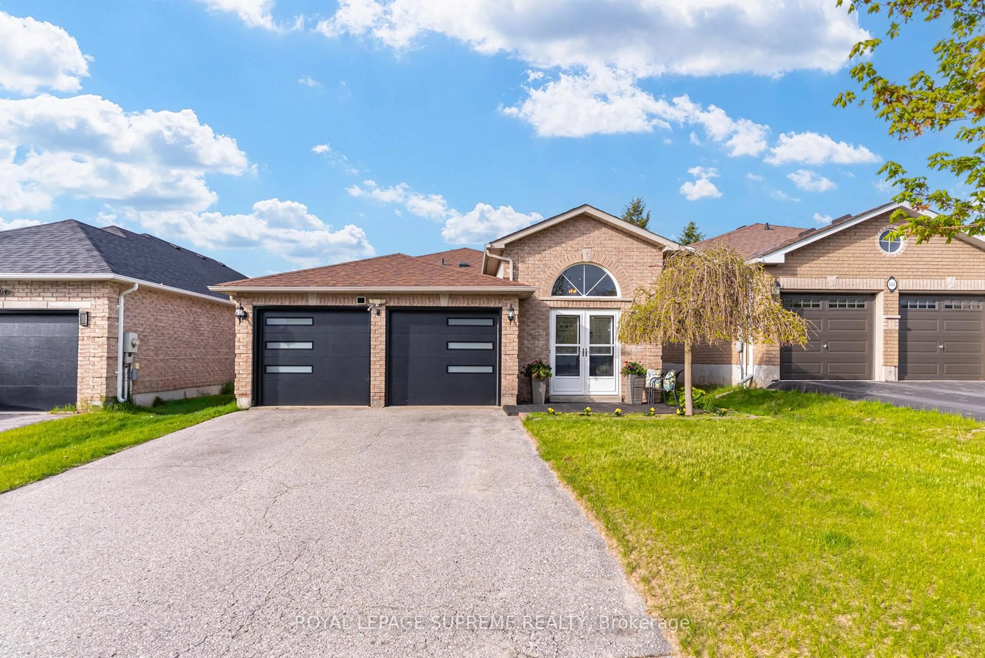 Home with brick exterior material, street for 146 Cunningham Dr, Barrie Ontario L4N 5R3