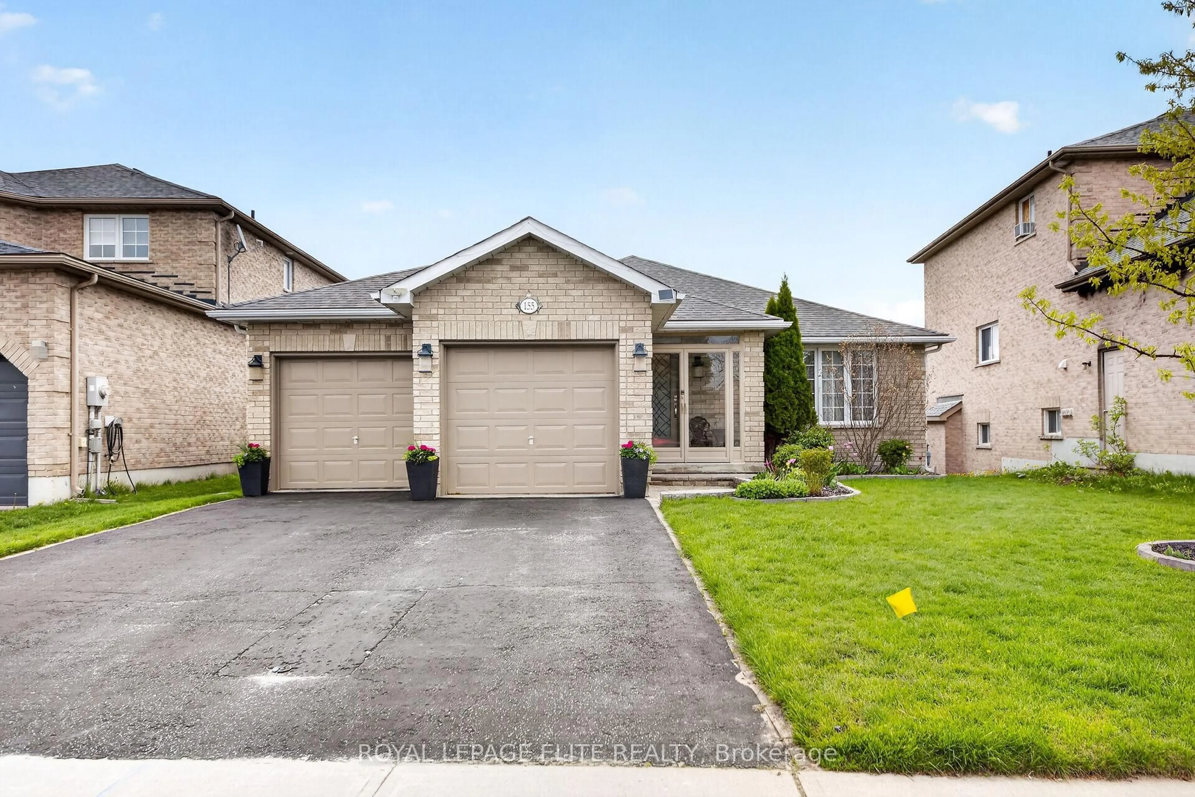Home with brick exterior material, street for 155 Pringle Dr, Barrie Ontario L4N 0R3