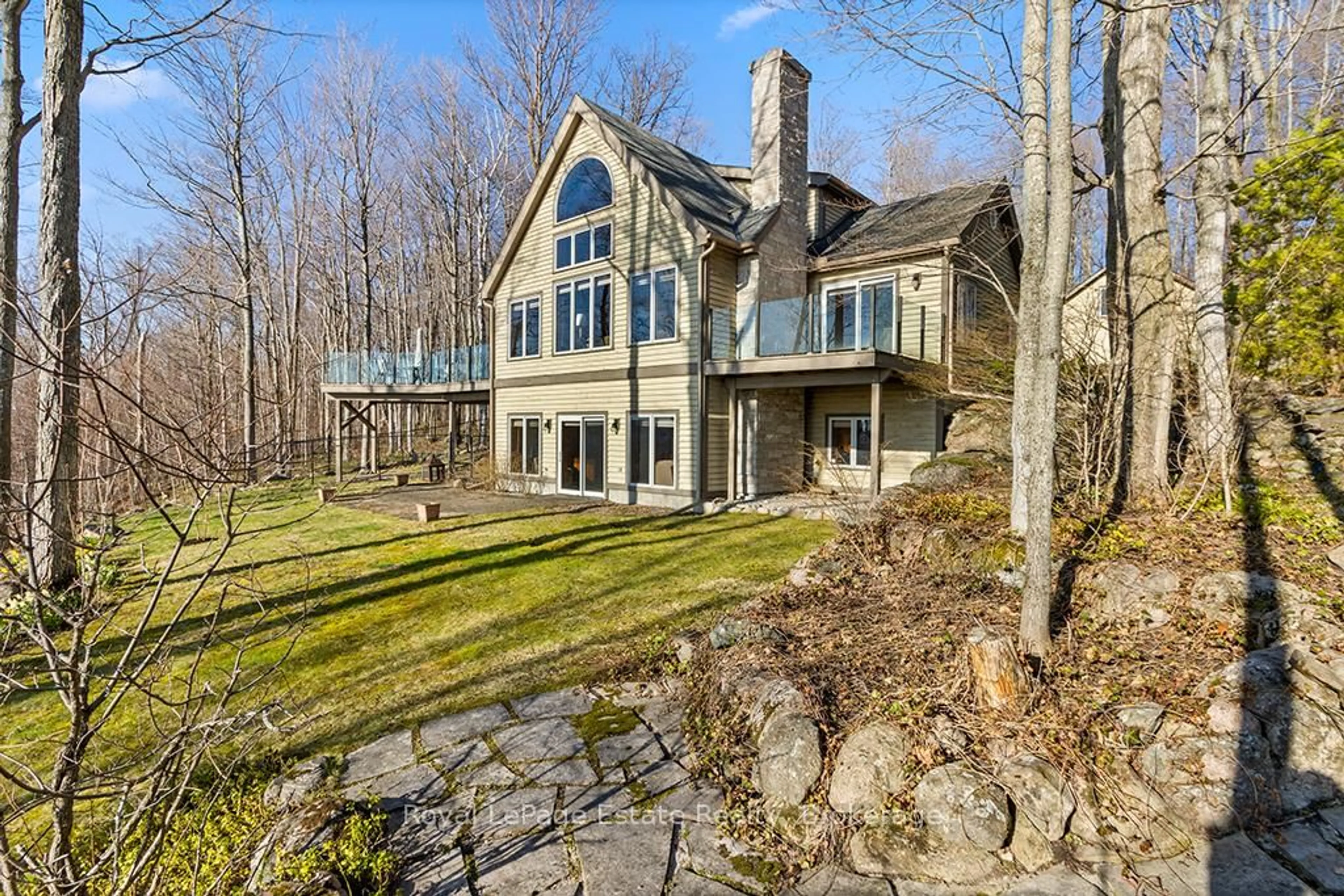 A pic from outside/outdoor area/front of a property/back of a property/a pic from drone, water/lake/river/ocean view for 50 Nippissing Ridge Rd, Tiny Ontario L9Y 0T8