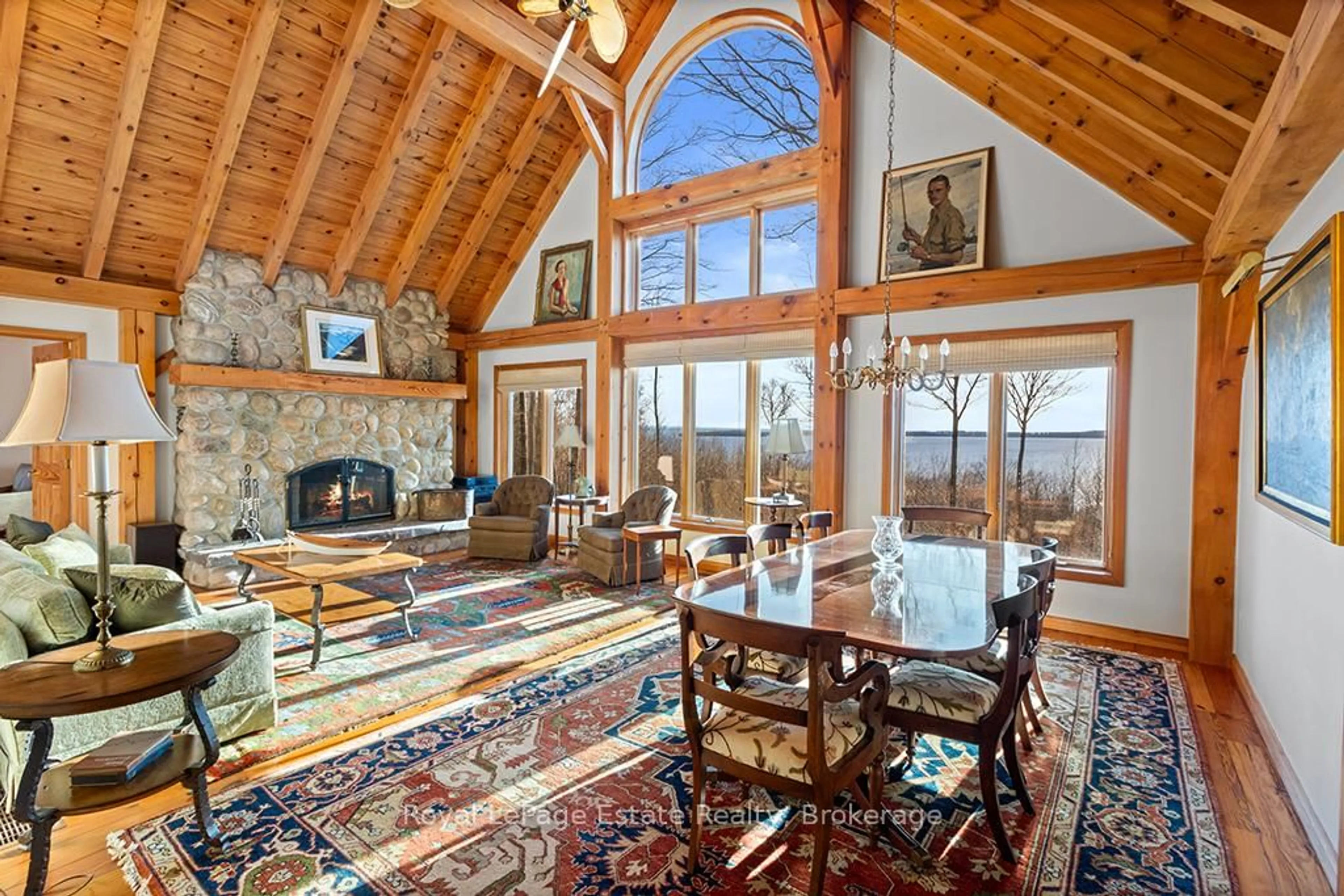Indoor foyer for 50 Nippissing Ridge Rd, Tiny Ontario L9Y 0T8
