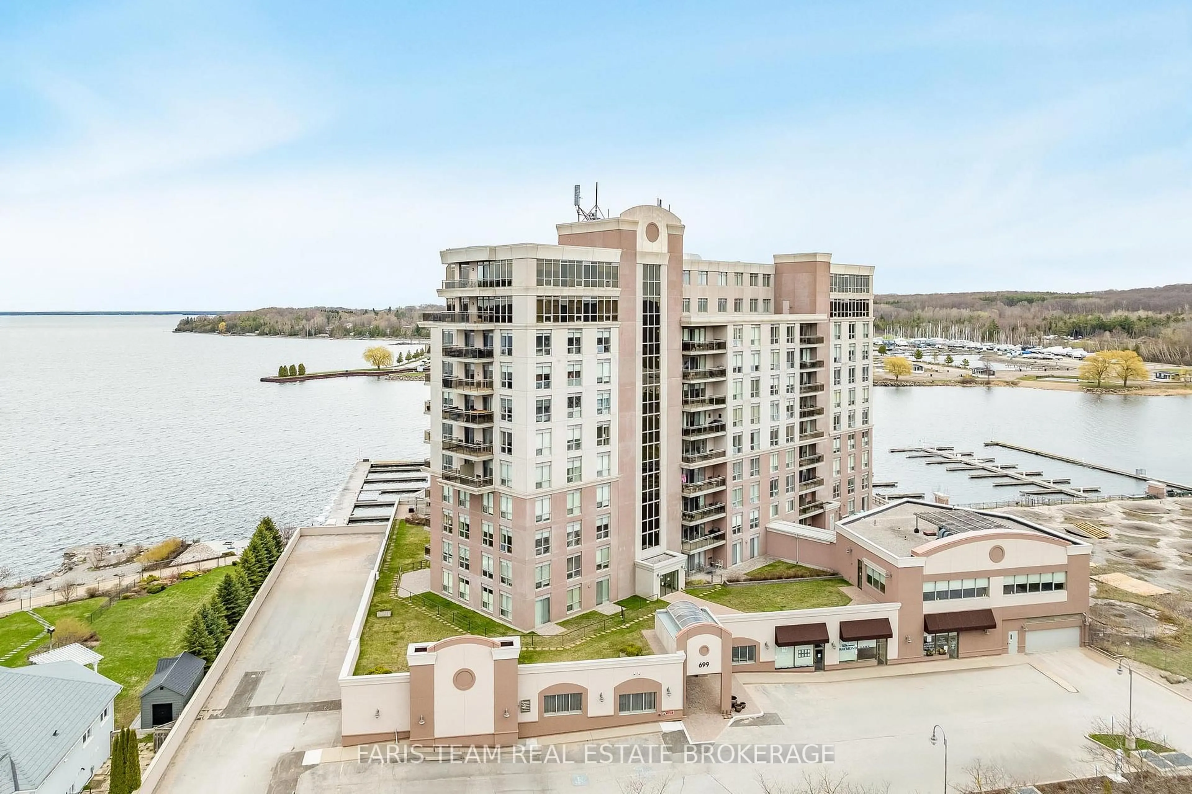 A pic from outside/outdoor area/front of a property/back of a property/a pic from drone, water/lake/river/ocean view for 699 Aberdeen Blvd #608, Midland Ontario L4R 5P2