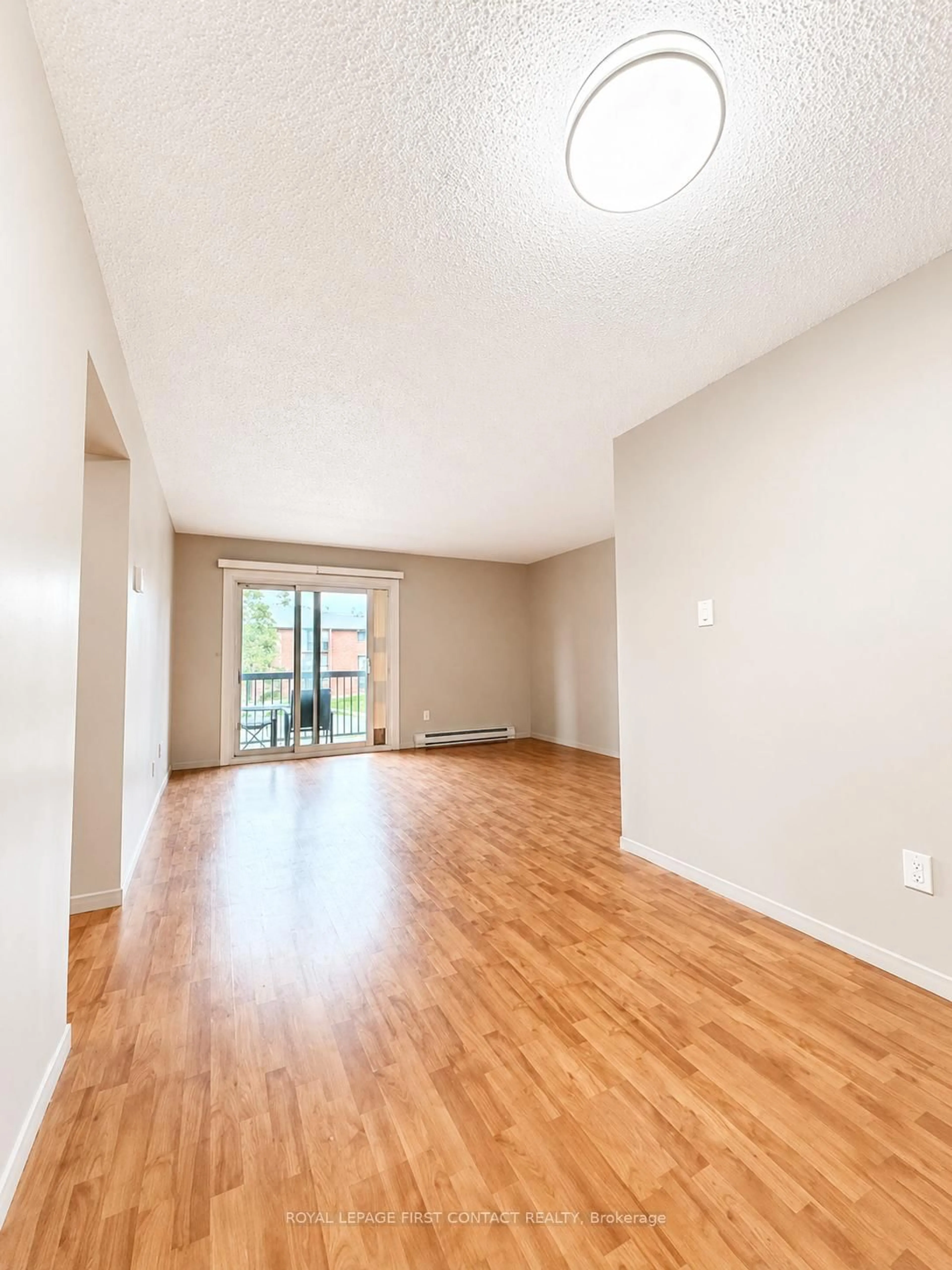 A pic of a room for 179 Edgehill Dr #B7, Barrie Ontario L4N 1L9