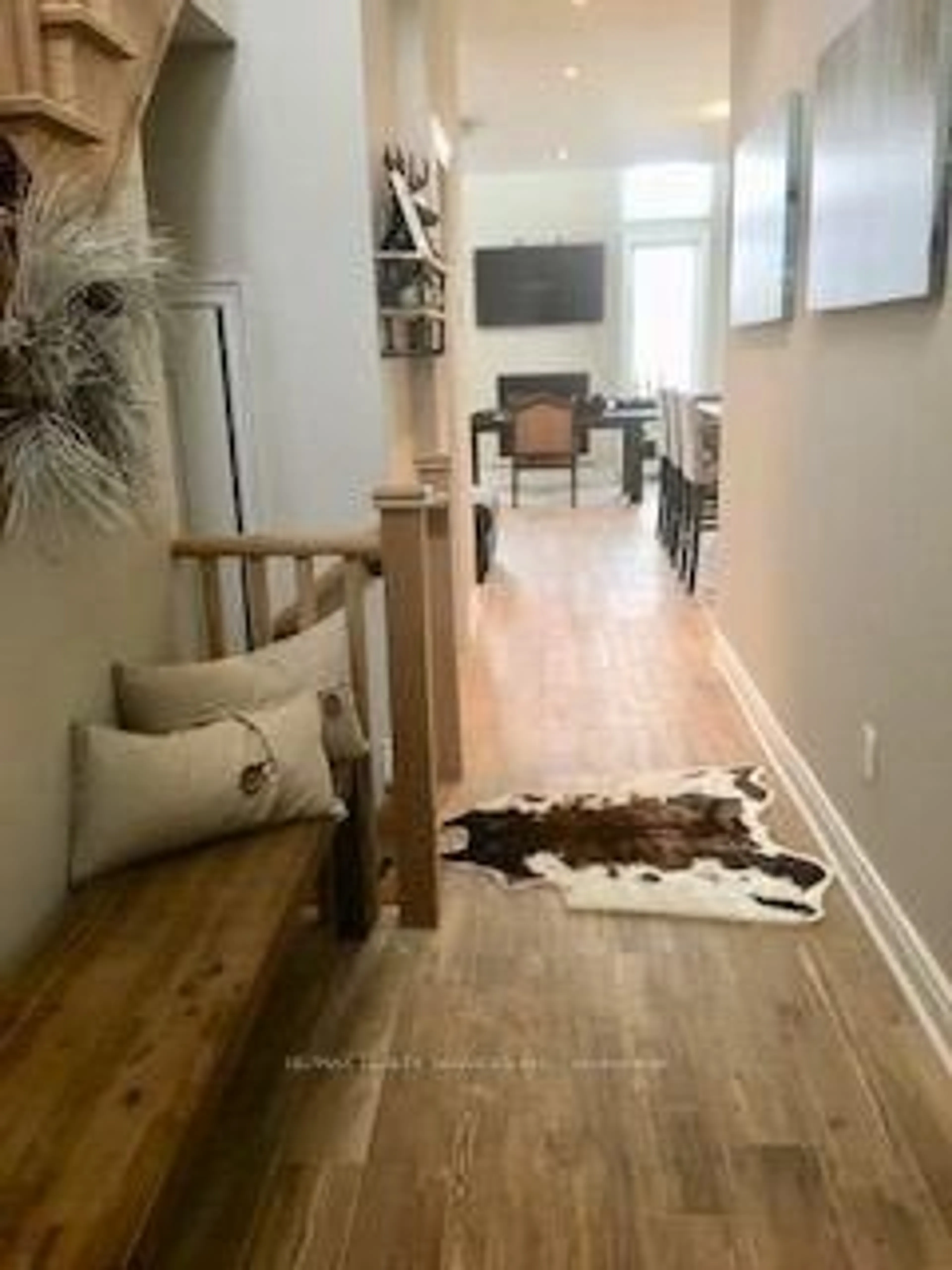 Indoor entryway for 26 Lett Ave, Collingwood Ontario L9Y 0Z5