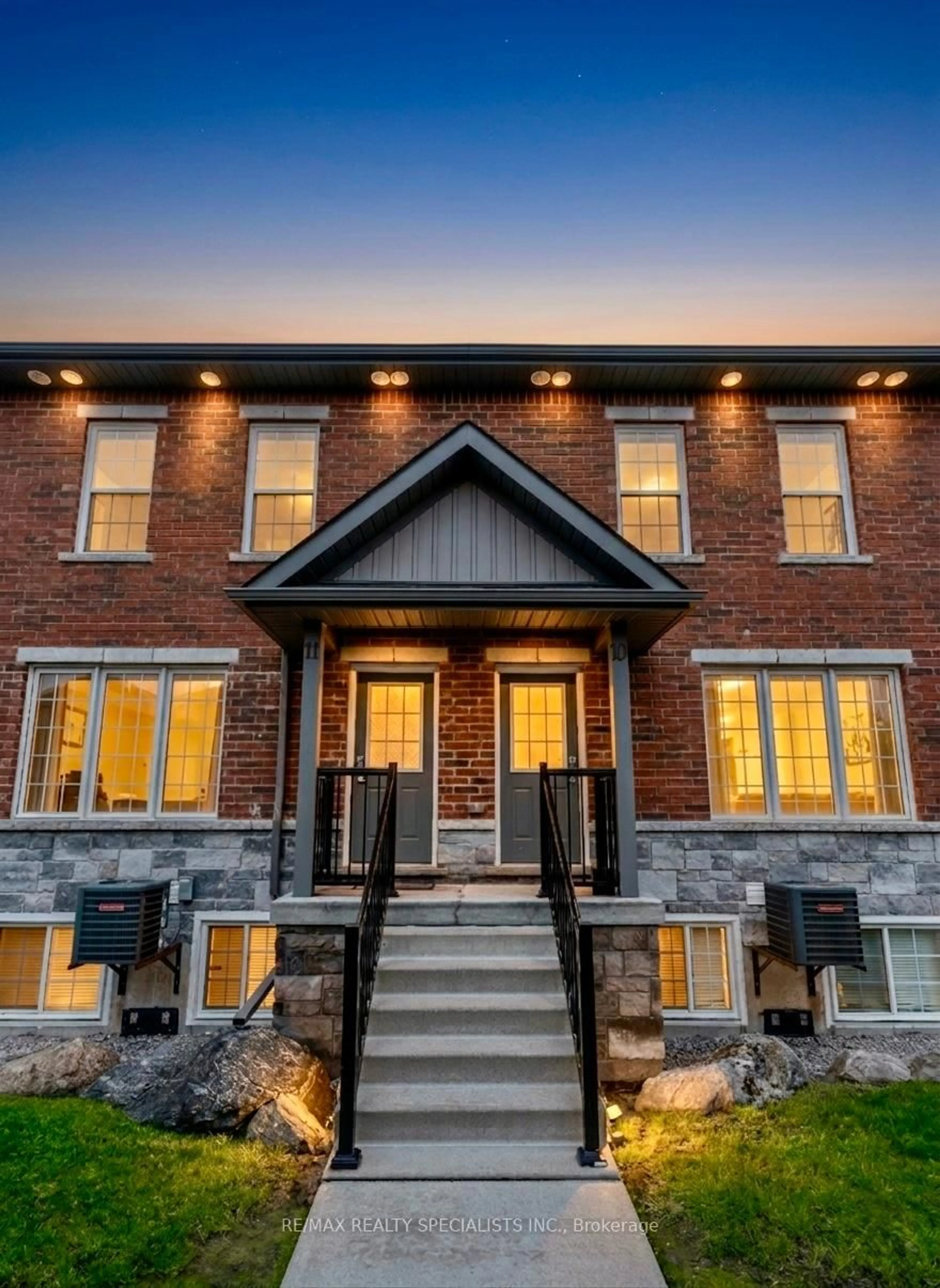 Home with brick exterior material, street for 246 Penetanguishene Rd #11, Barrie Ontario L4M 7C2