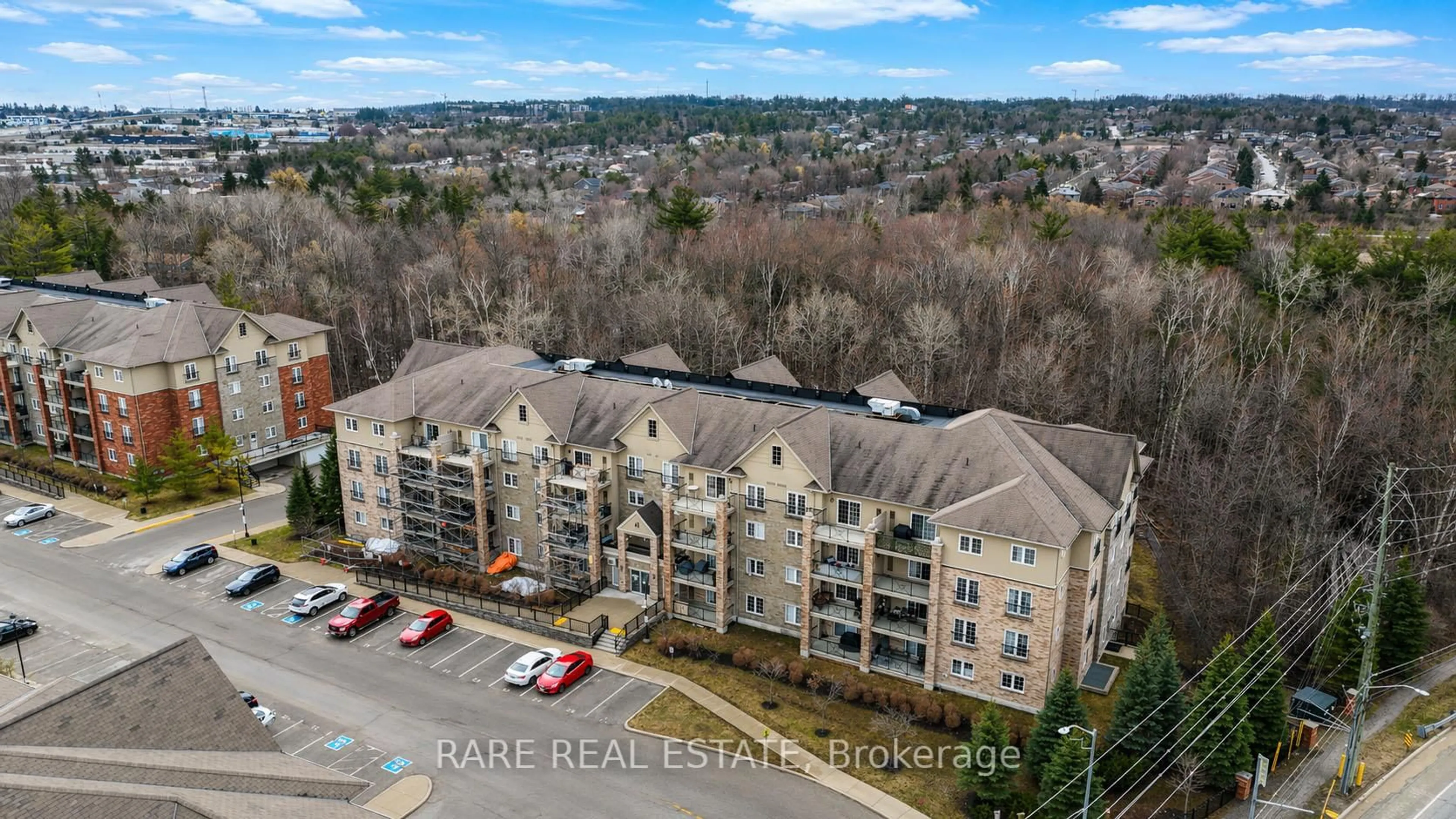 A pic from outside/outdoor area/front of a property/back of a property/a pic from drone, city buildings view from balcony for 41 Ferndale Dr #309, Barrie Ontario L4N 5T6
