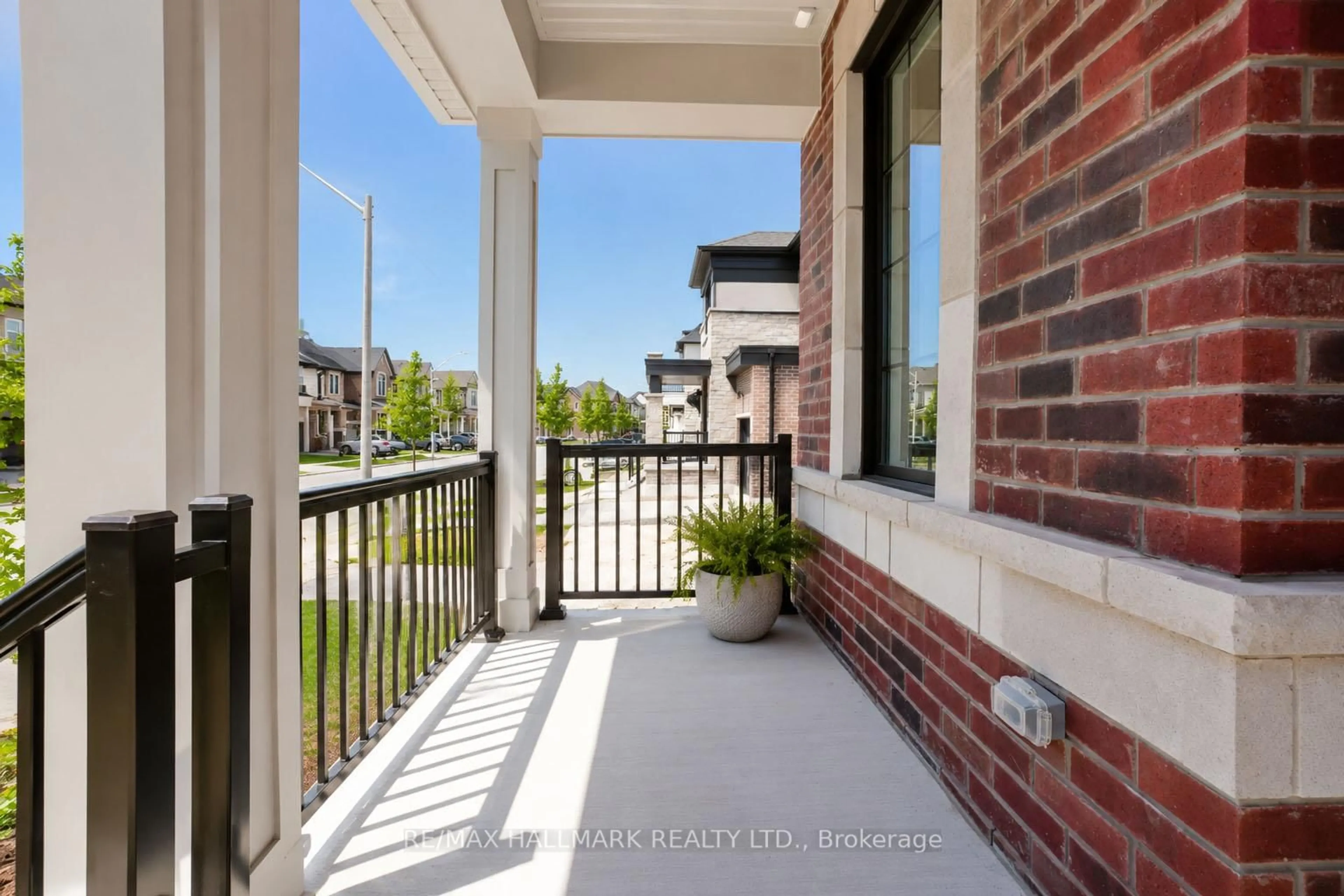 Unknown for 21 Foxley Hts, Barrie Ontario L9J 1A6