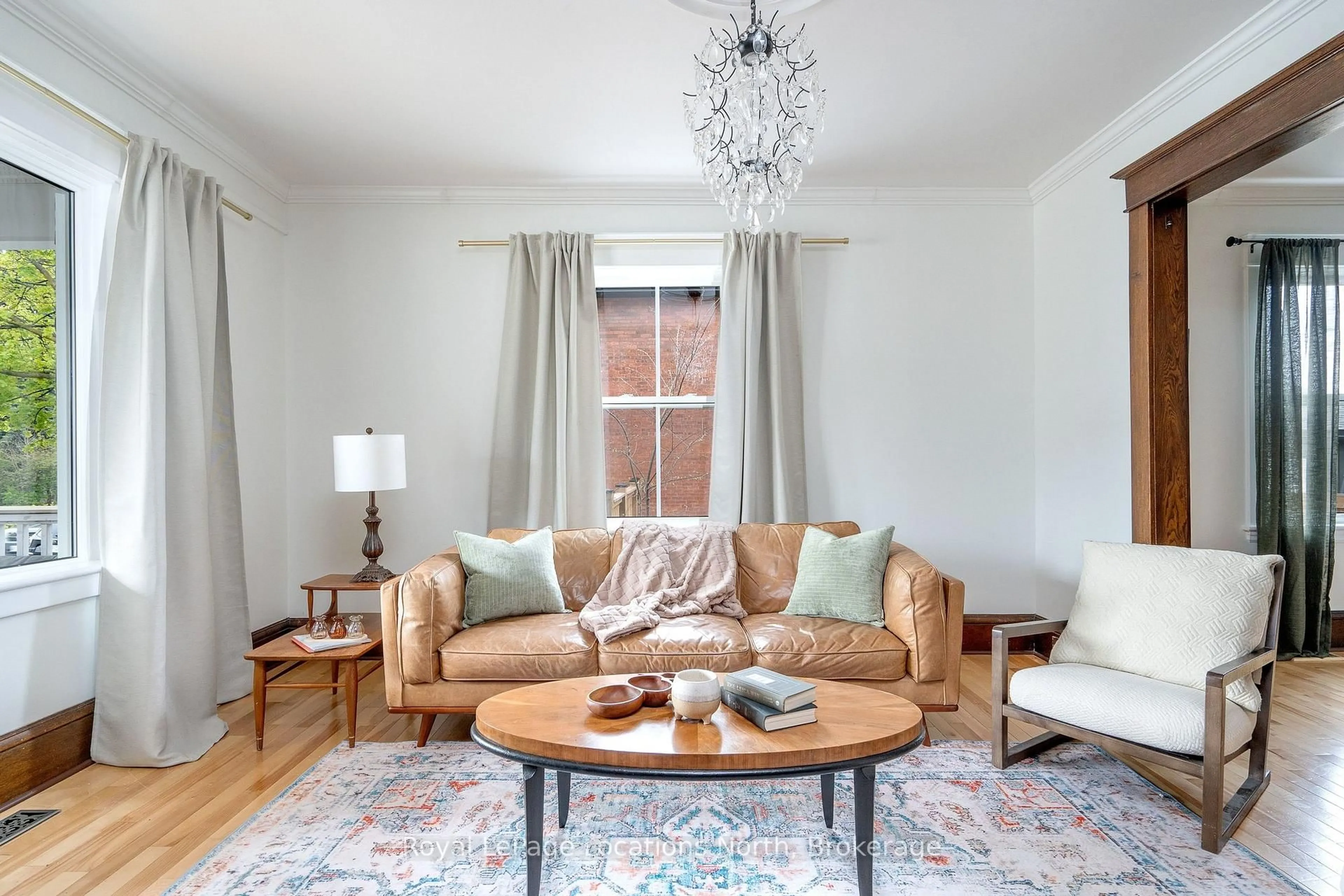 Living room with furniture, unknown for 117 Napier St, Collingwood Ontario L9Y 3T1