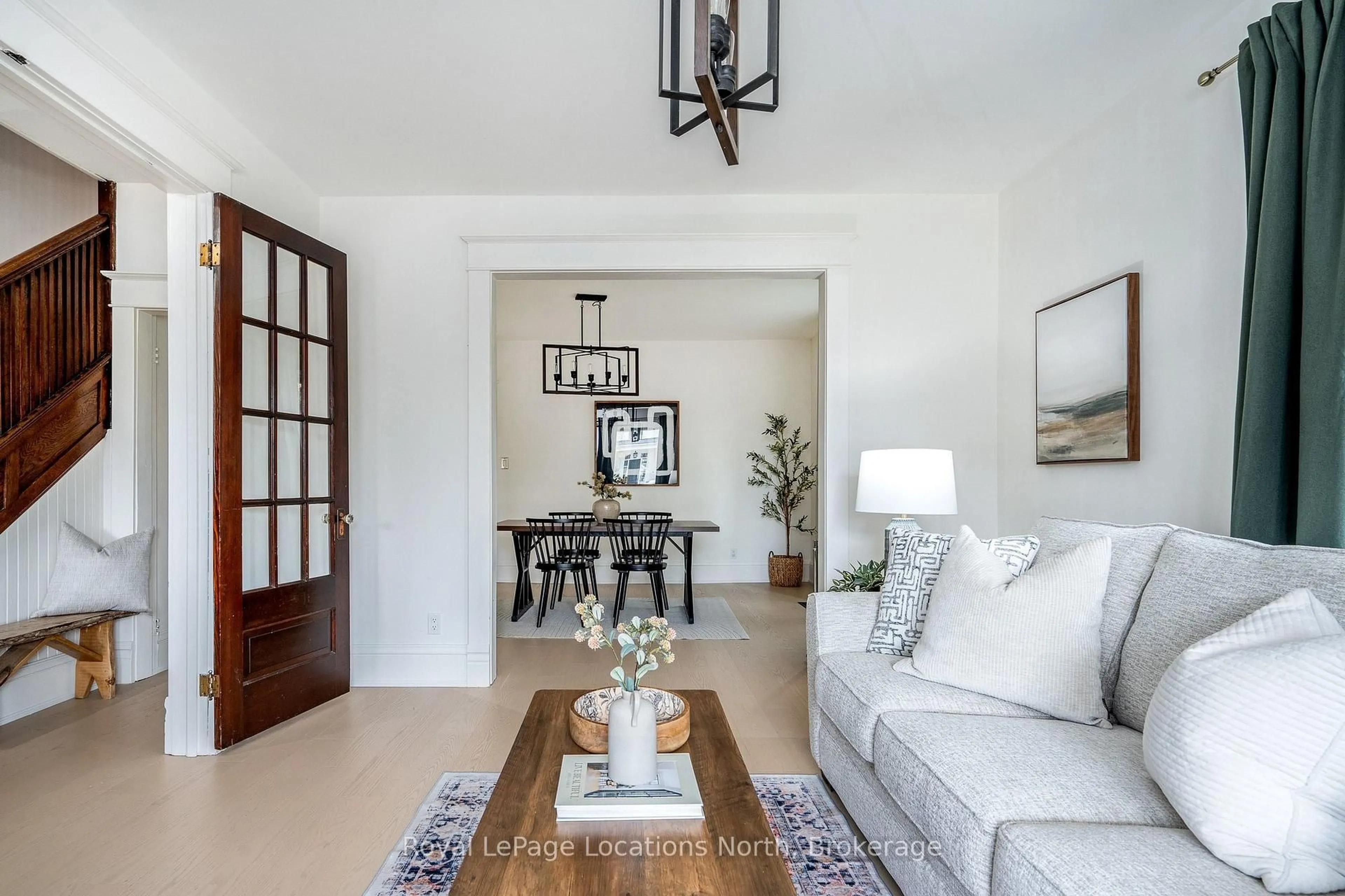 Living room with furniture, unknown for 119 Napier St, Collingwood Ontario L9Y 3T1