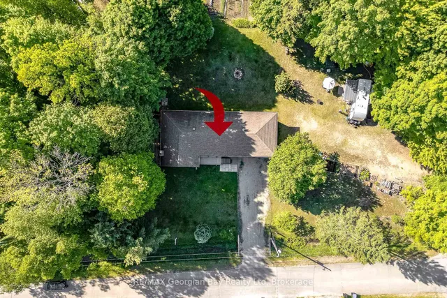 50 Leonard Rd, Tiny 2
