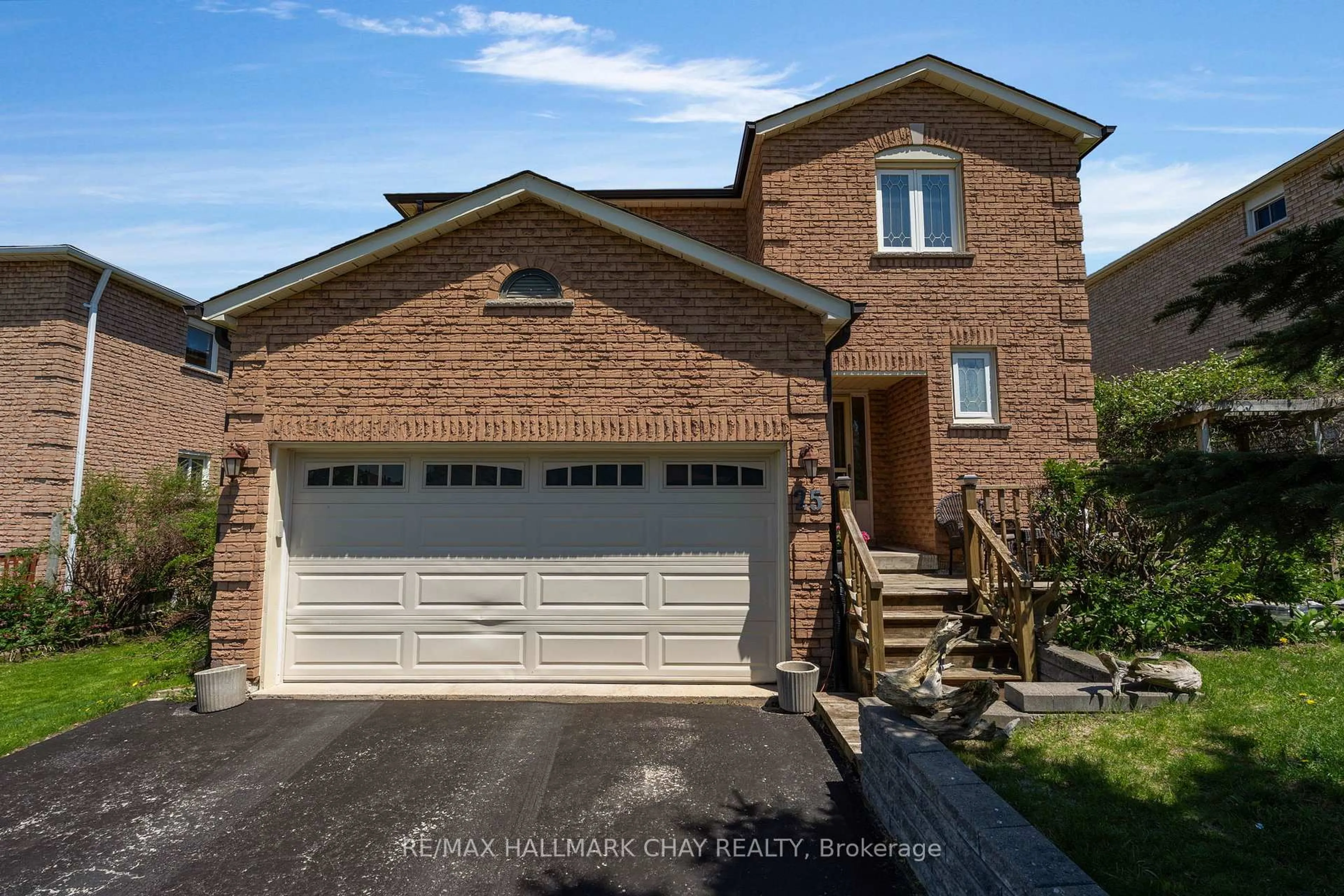 Home with brick exterior material, street for 25 Cartwright Dr, Barrie Ontario L4M 6E2