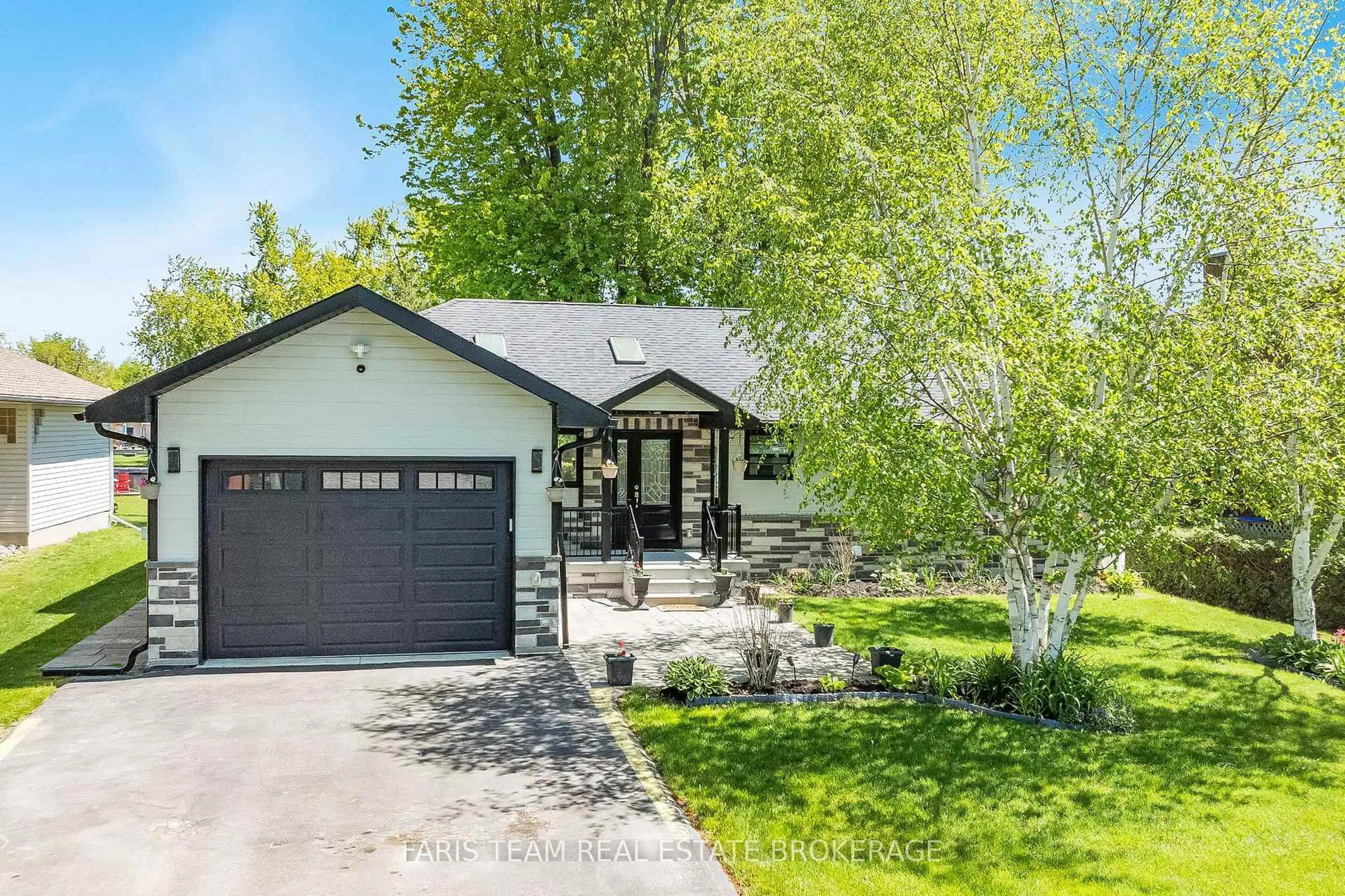 Home with vinyl exterior material, street for 19 Willow Cres, Ramara Ontario L0K 1B0