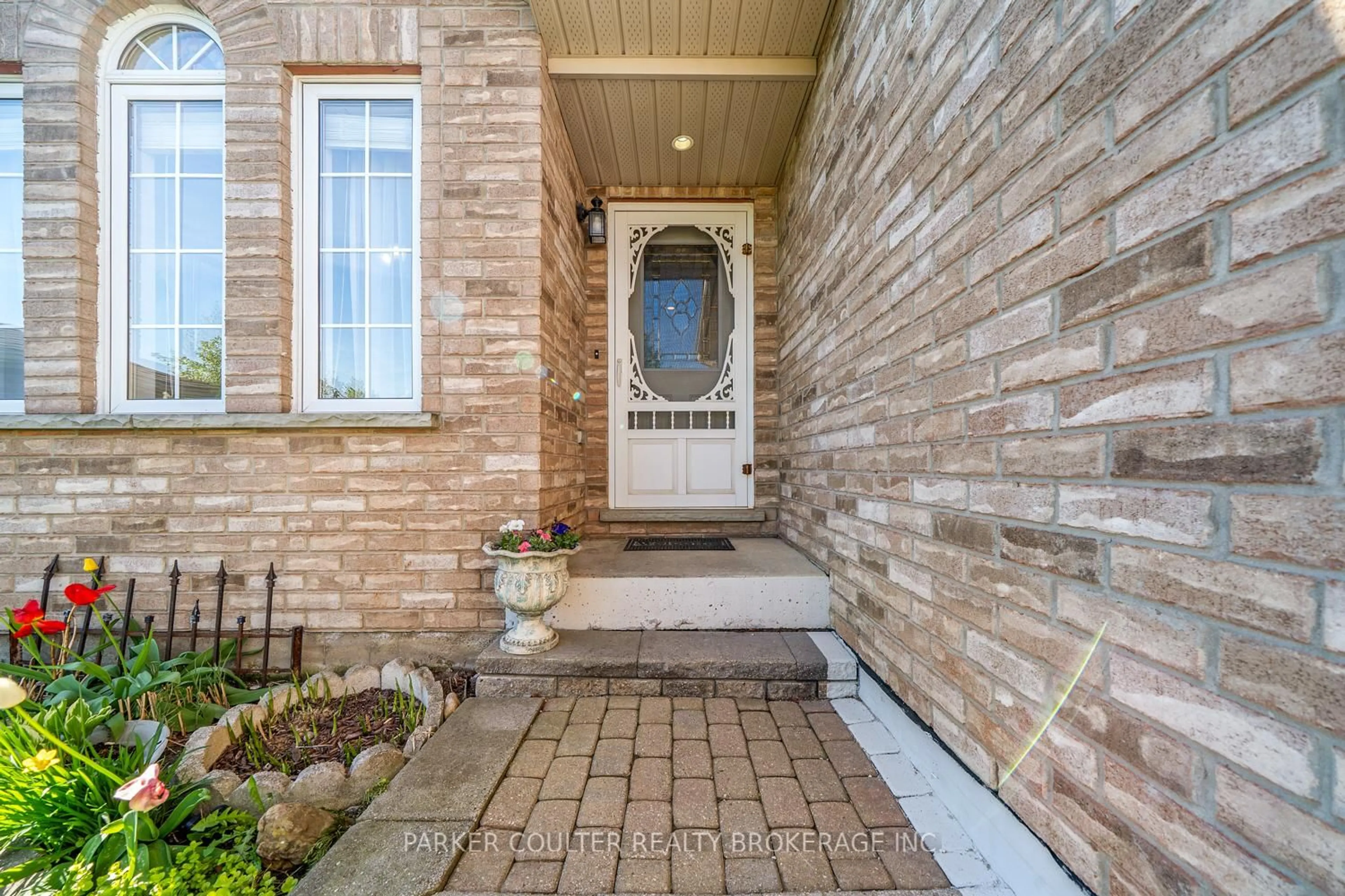 Unknown for 15 Edwards Dr, Barrie Ontario L4N 9K6
