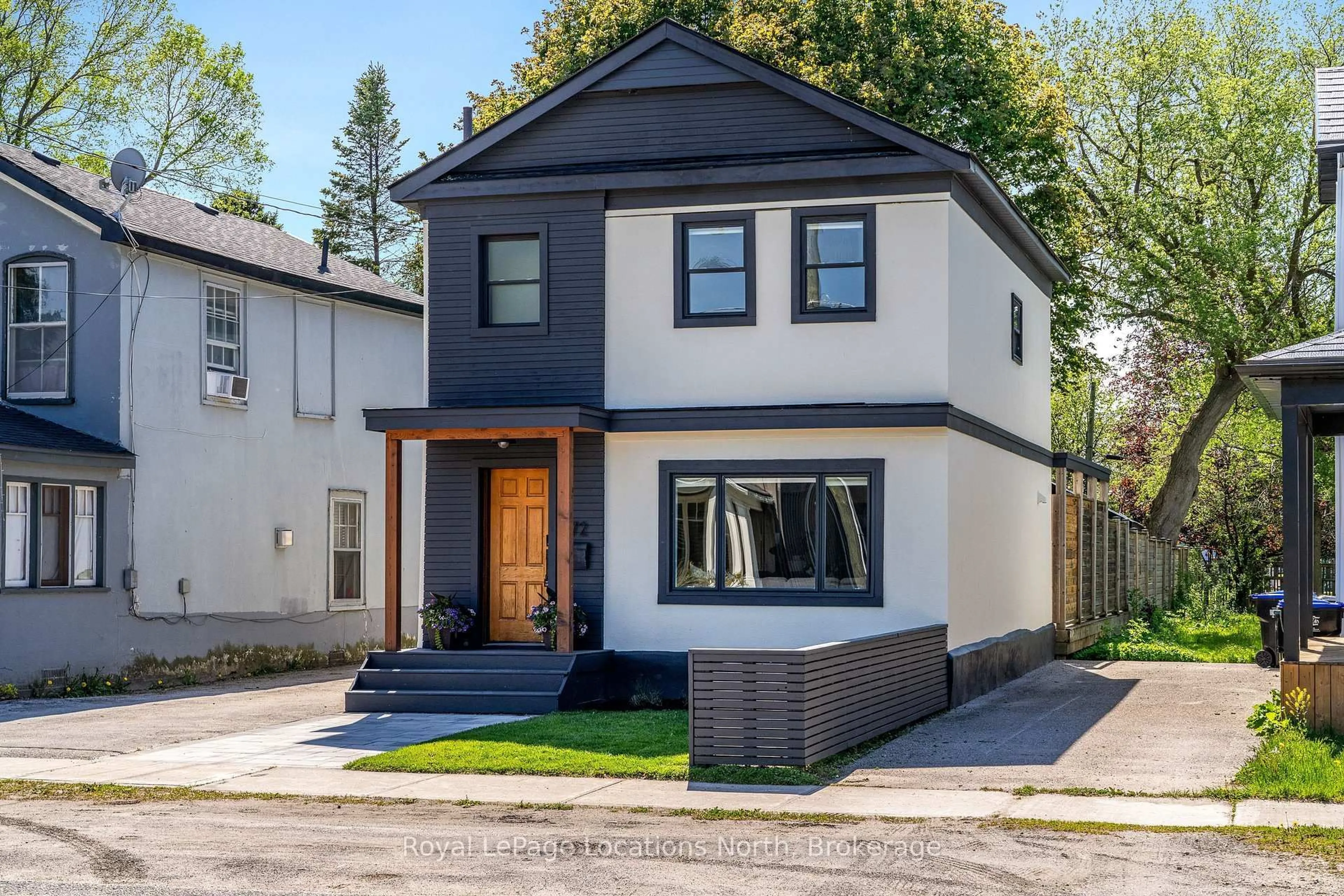 Home with brick exterior material, street for 72 Birch St, Collingwood Ontario L9Y 2V1