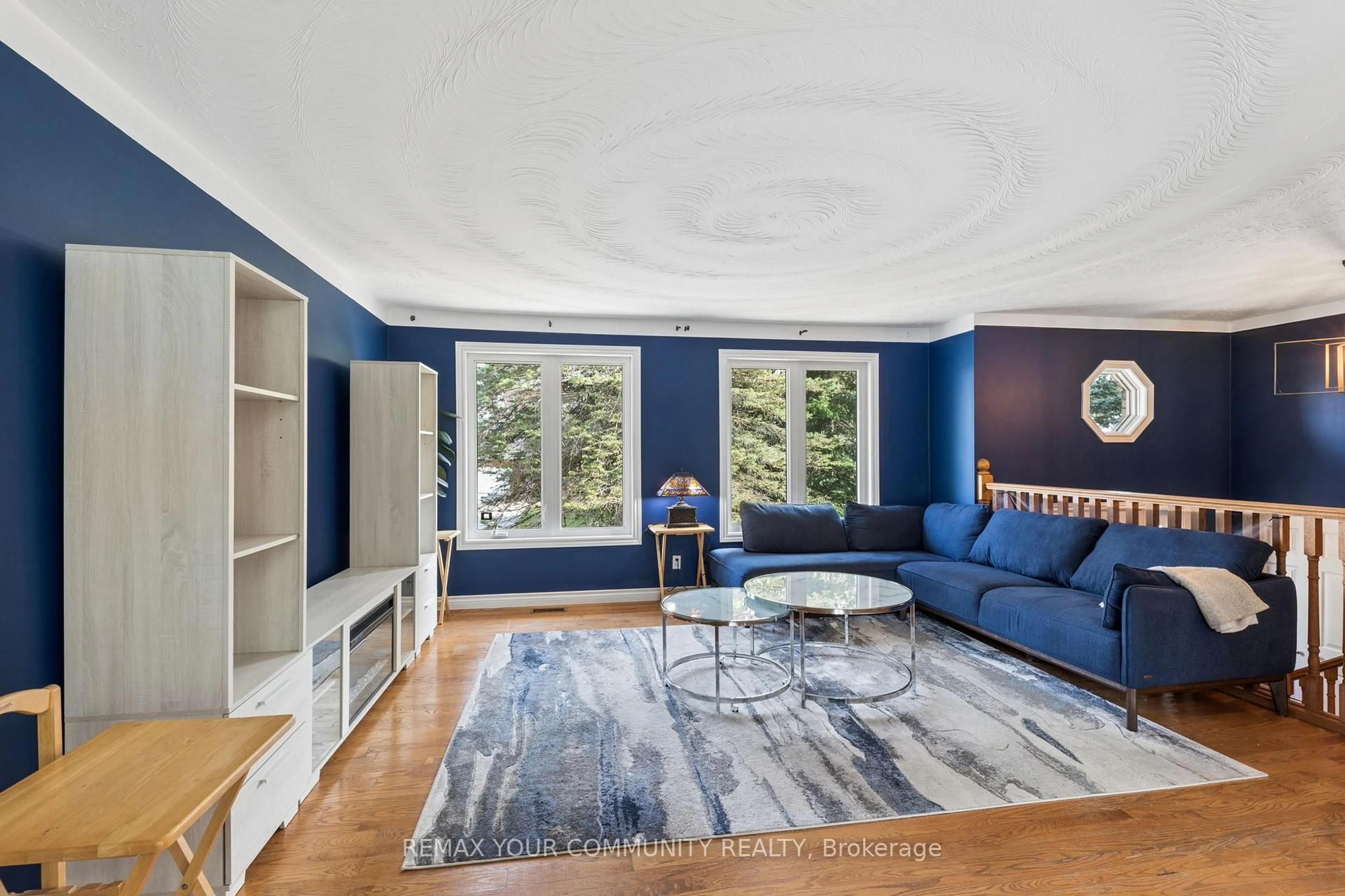 Living room with furniture, unknown for 1114- Marcellus Dr, Midland Ontario L4R 5J1