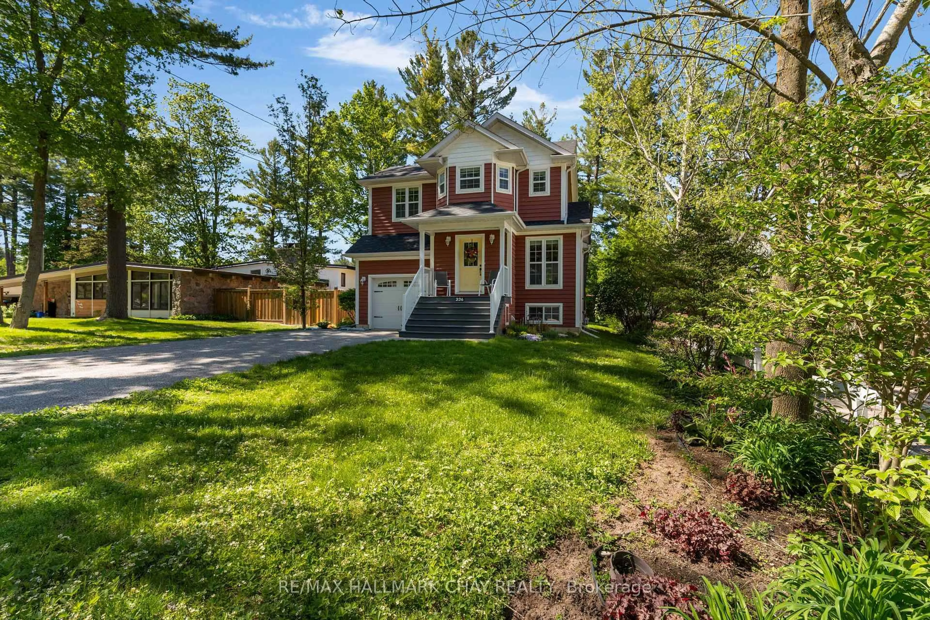Home with brick exterior material, street for 226 McCrea Dr, Clearview Ontario L0M 1S0