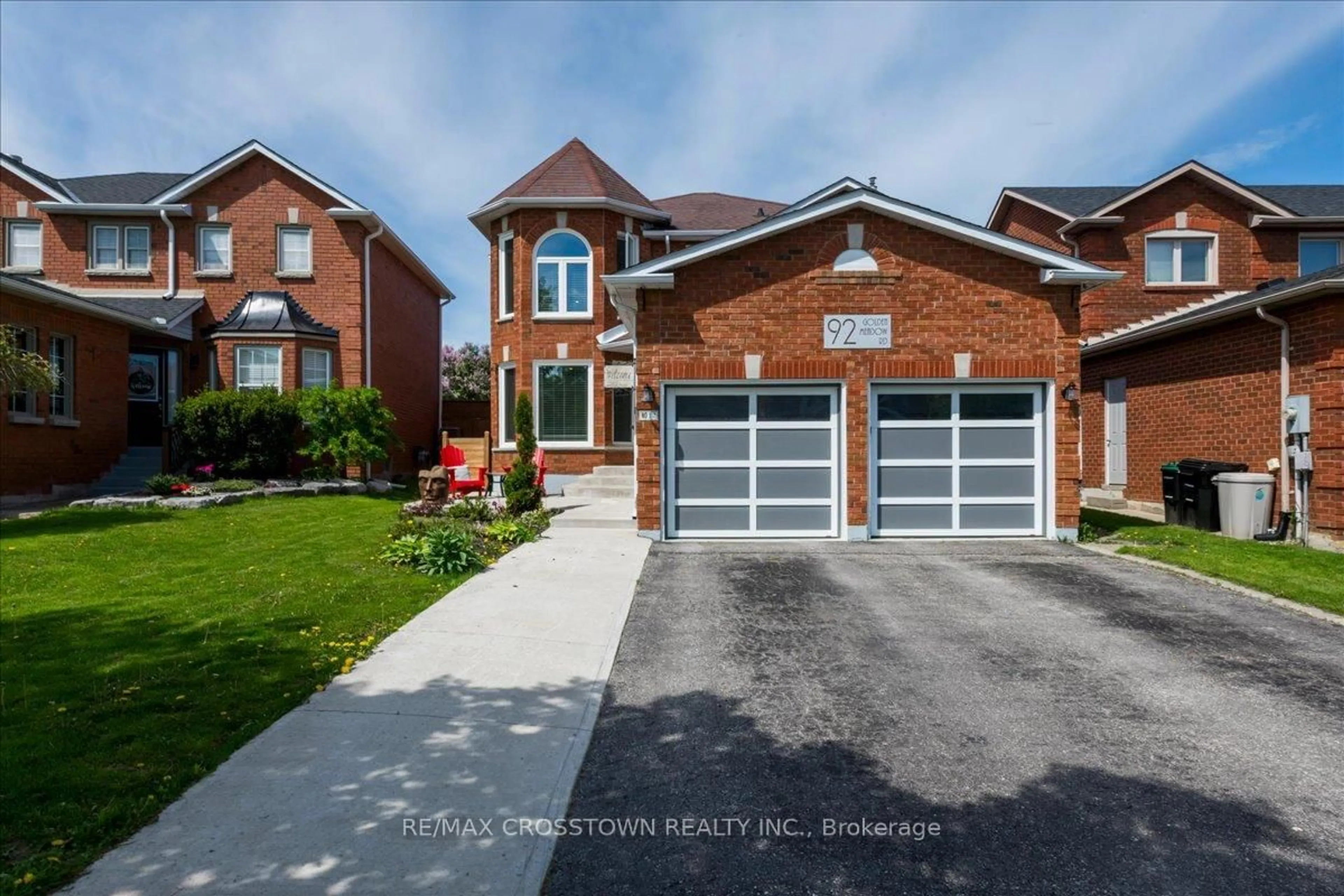 Home with brick exterior material, street for 92 Golden Meadow Rd, Barrie Ontario L4N 7G4