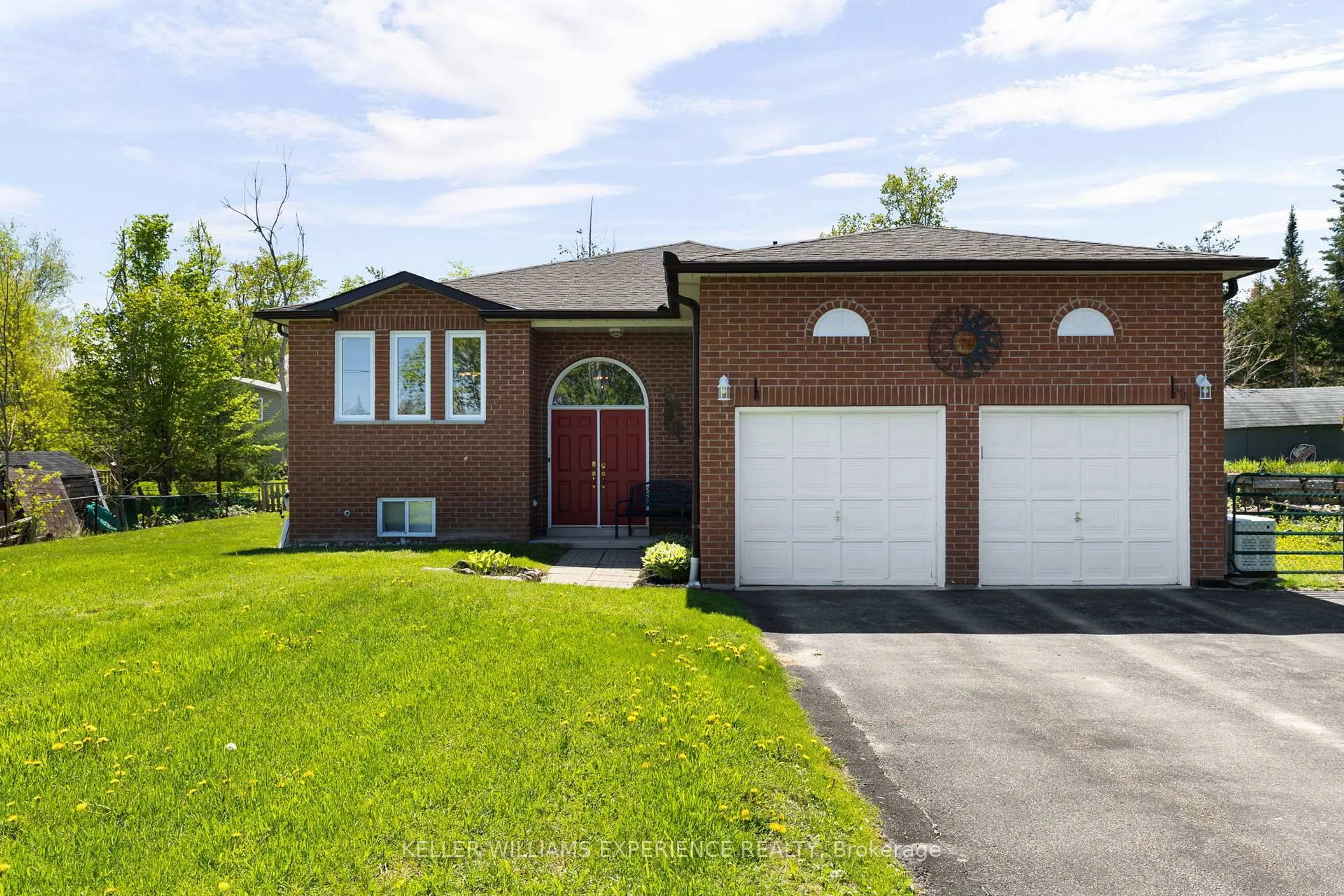 Home with brick exterior material, street for 4 Campbell Ave, Oro-Medonte Ontario L0L 1T0