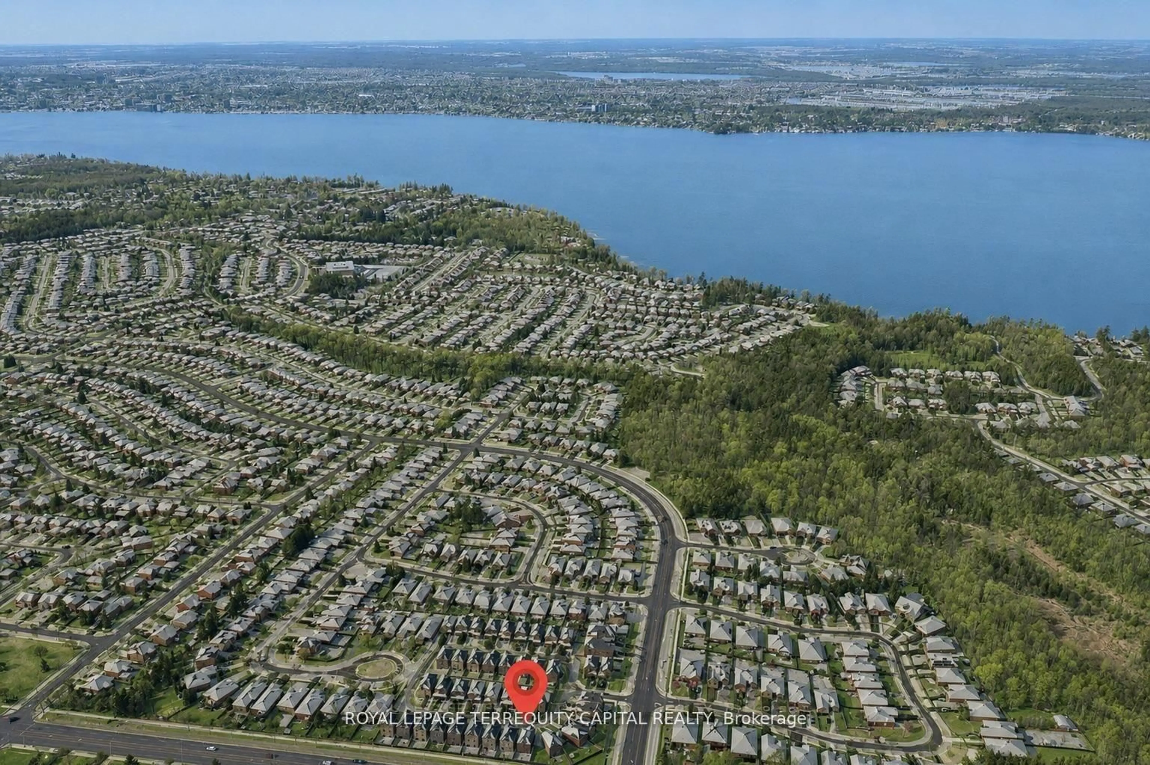 A pic from outside/outdoor area/front of a property/back of a property/a pic from drone, water/lake/river/ocean view for 11 Bedford Estates Cres, Barrie Ontario L4N 9K5