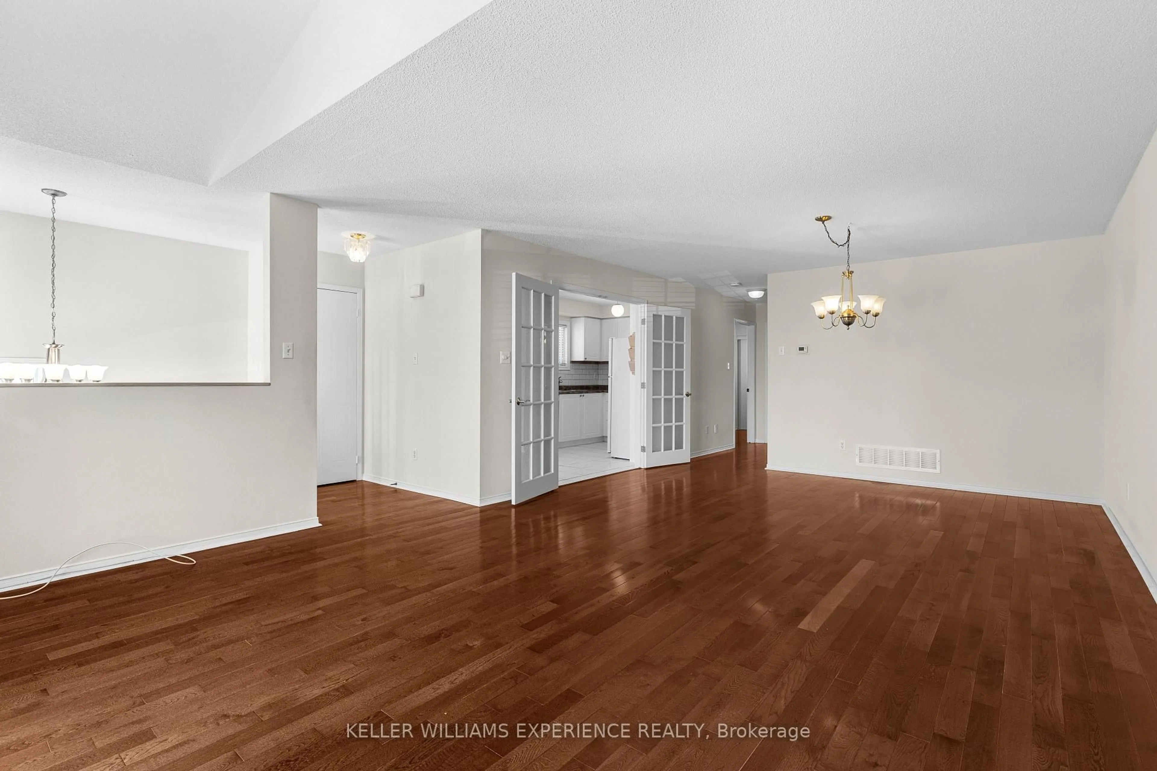 A pic of a room for 72 Rundle Cres, Barrie Ontario L4N 8E6