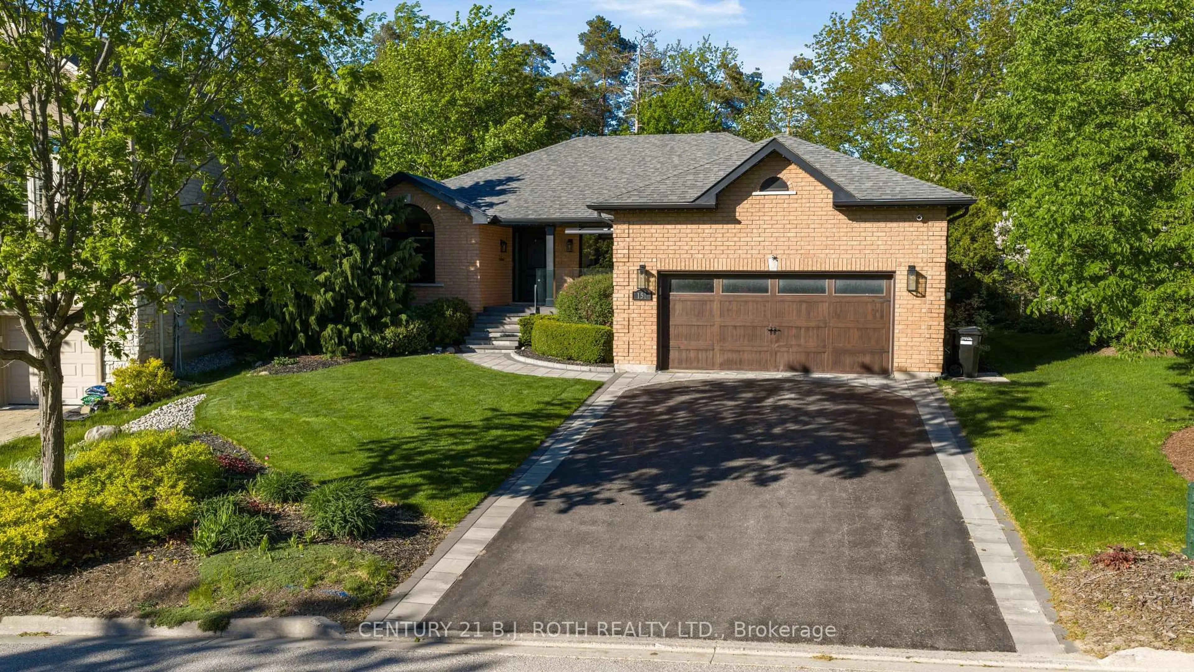 Home with brick exterior material, street for 151 Wildwood Tr, Barrie Ontario L4N 7Z7