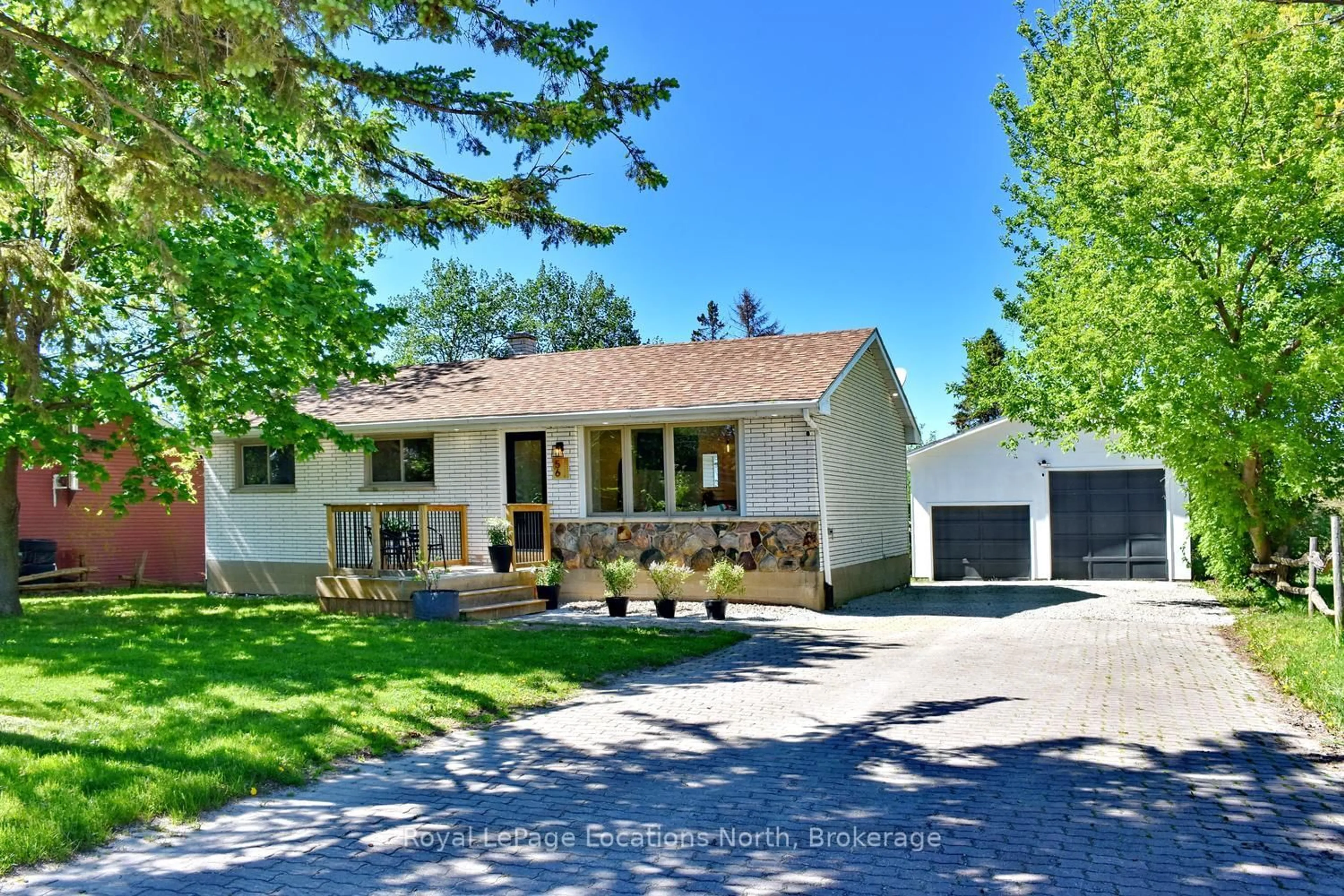 Home with vinyl exterior material, street for 56 BATTEAUX Rd, Clearview Ontario L9Y 3Z1