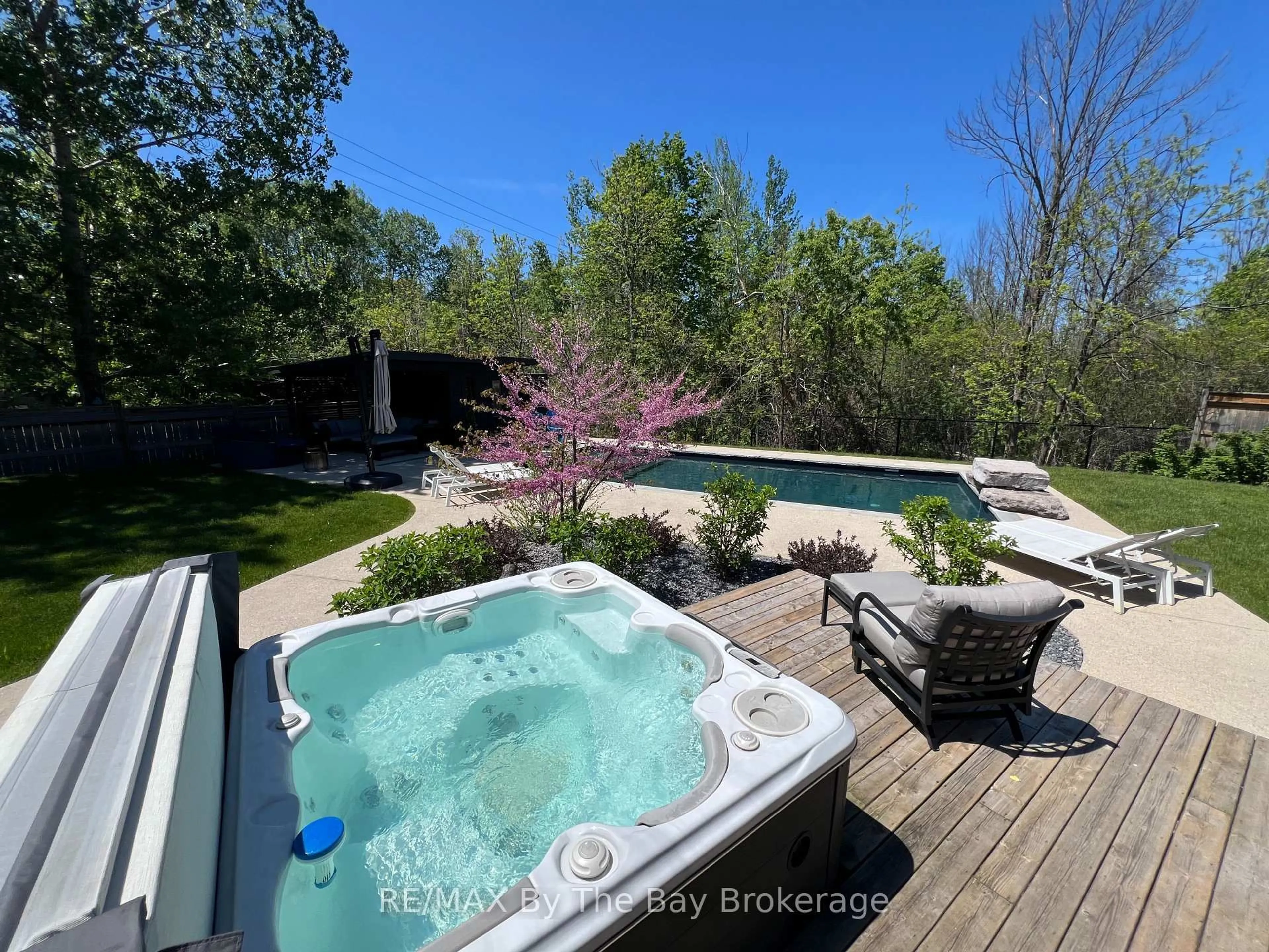 Unknown for 39 Gilpin Cres, Collingwood Ontario L9Y 0Z1