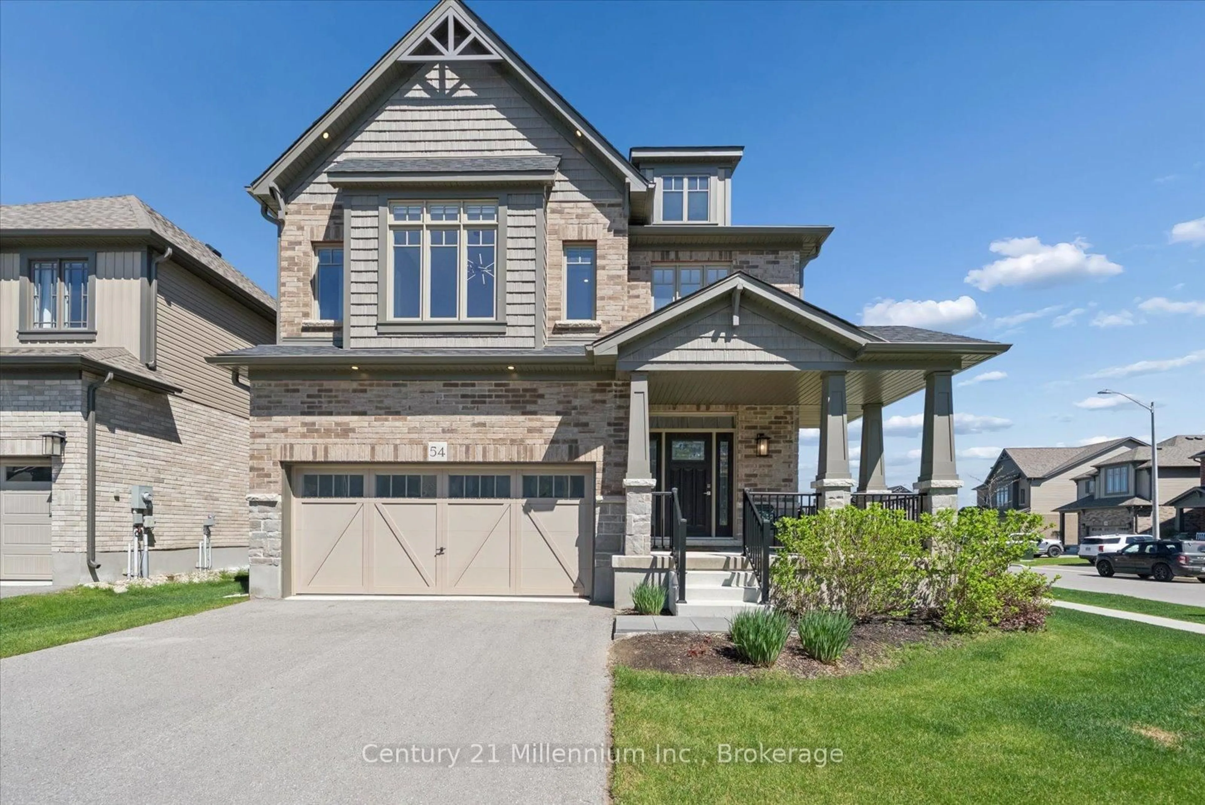 Home with brick exterior material, street for 54 Maidens Cres, Collingwood Ontario L9Y 5M4