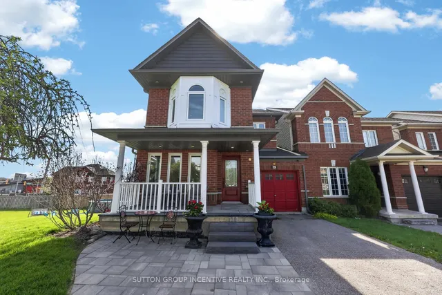 60 Succession Cres, Barrie 2
