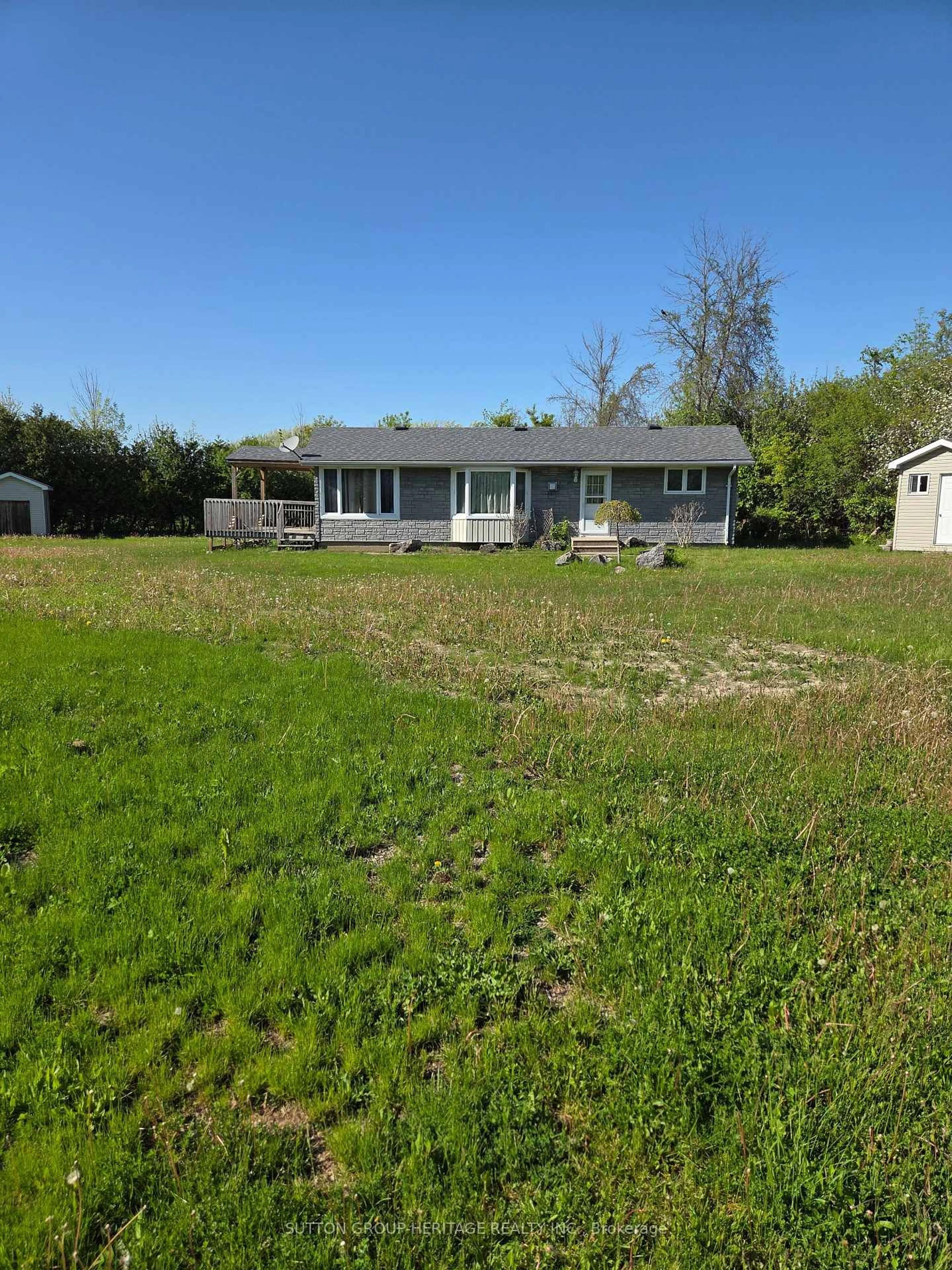 A pic from outside/outdoor area/front of a property/back of a property/a pic from drone, unknown for 2900 Concession Rd A Rd, Ramara Ontario L0K 1B0