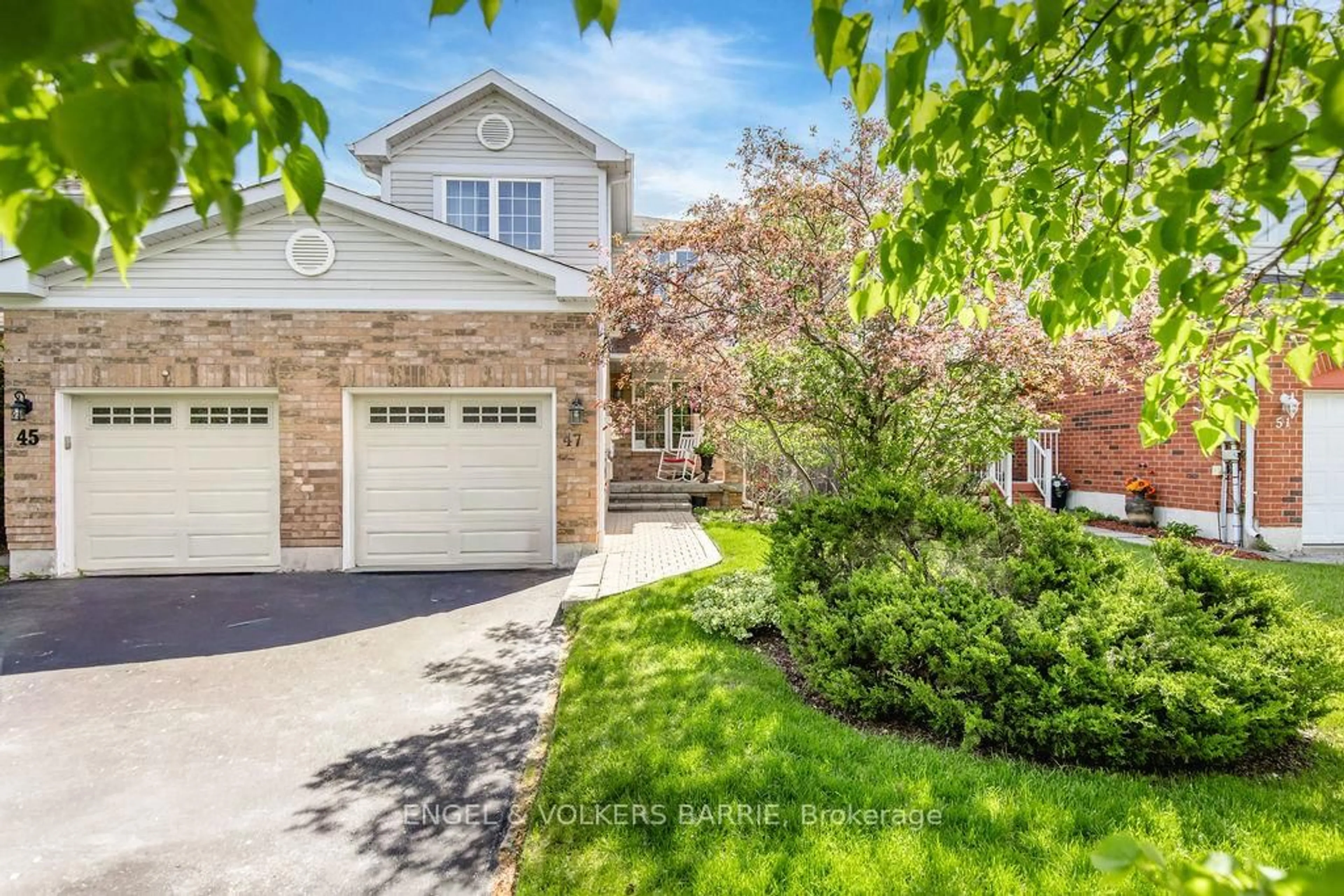 Unknown for 47 Pickett Cres, Barrie Ontario L4N 8B7