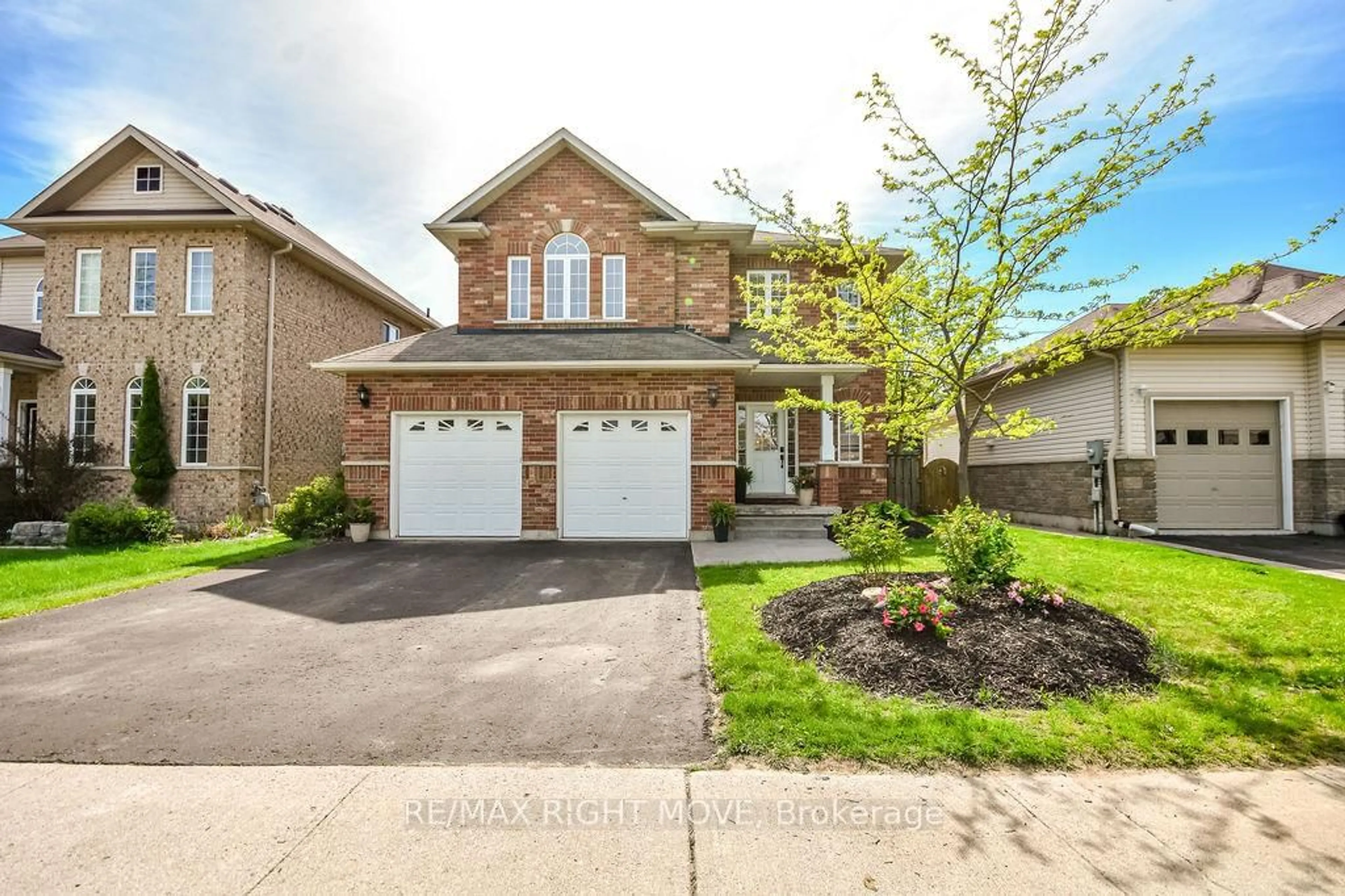 Home with brick exterior material, street for 122 Atlantis Dr, Orillia Ontario L3V 0A8