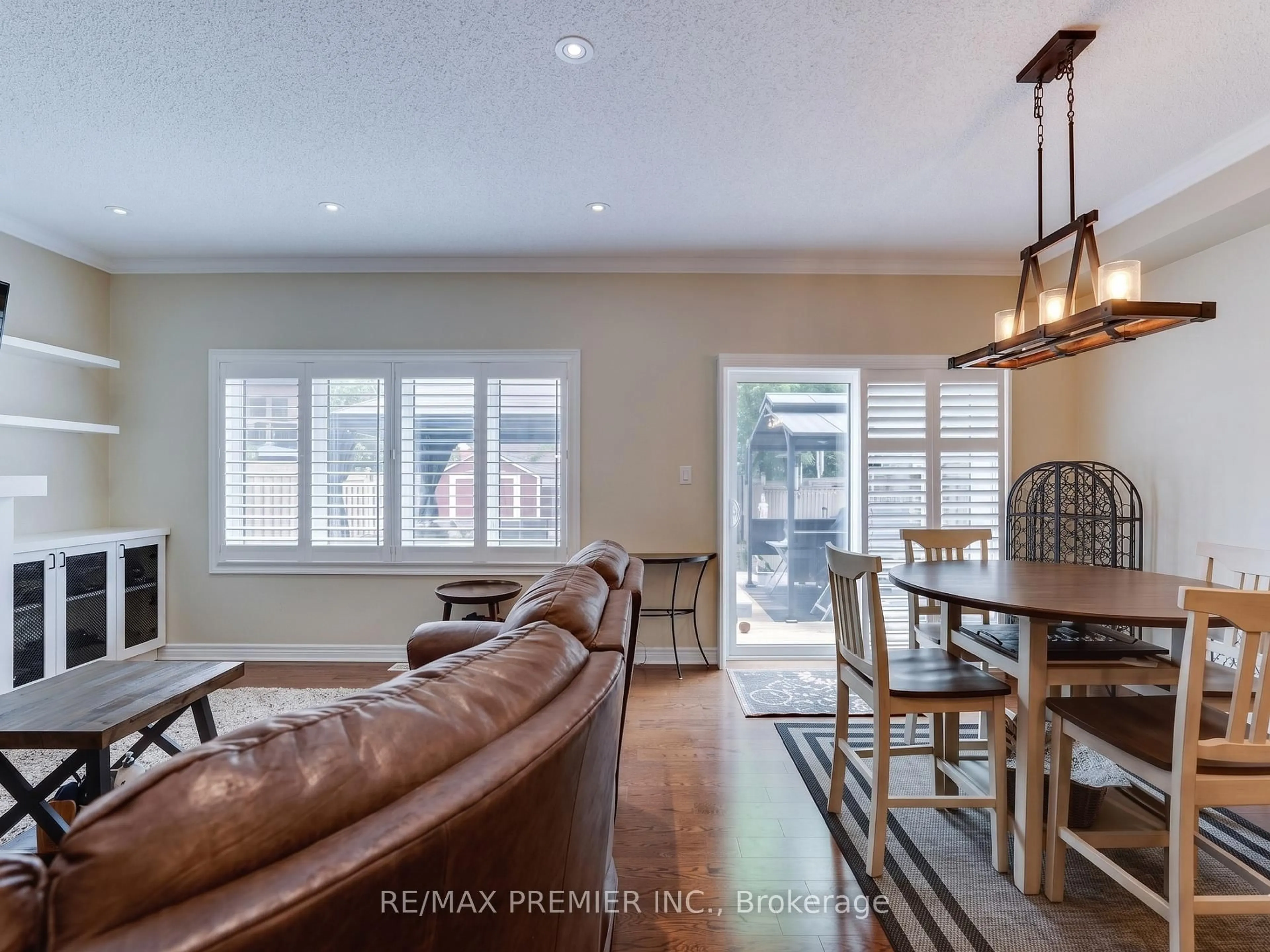 Unknown for 12 Pearcey Cres, Barrie Ontario L4N 6R8