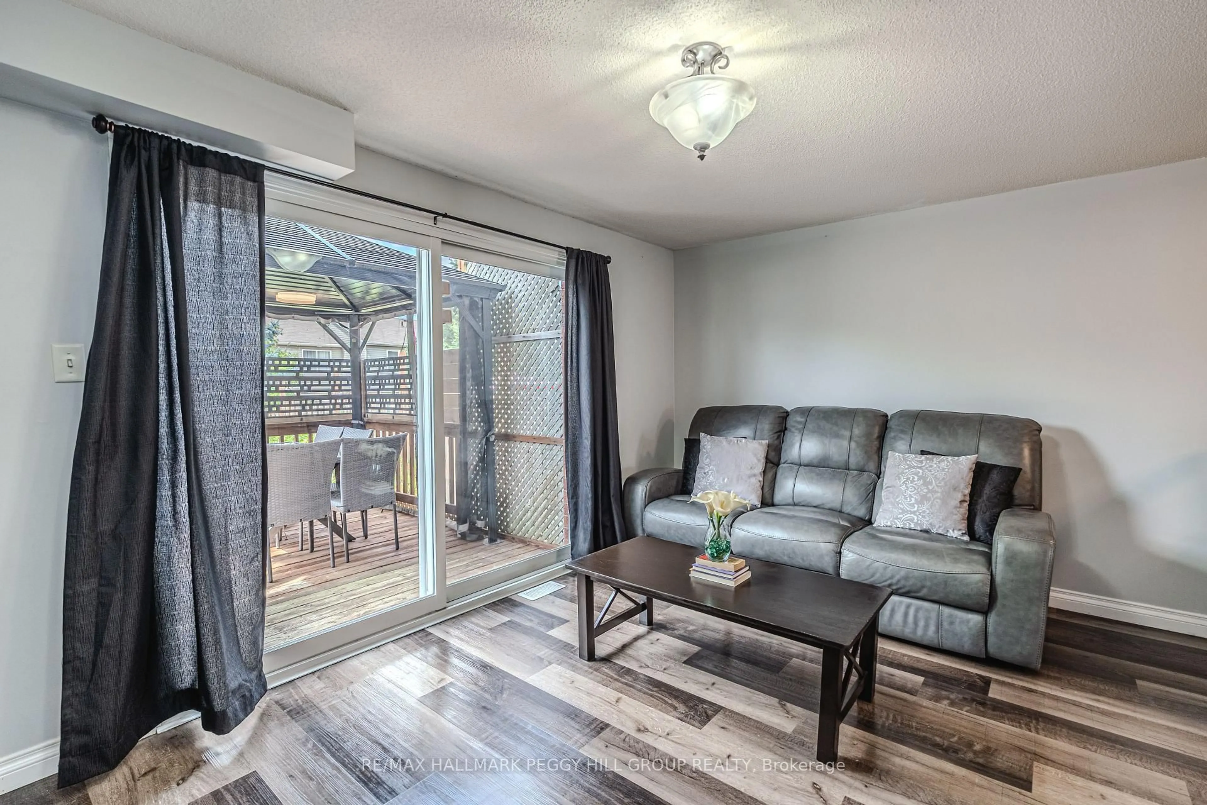 Living room with furniture, unknown for 193 Nathan Cres, Barrie Ontario L4N 0S4