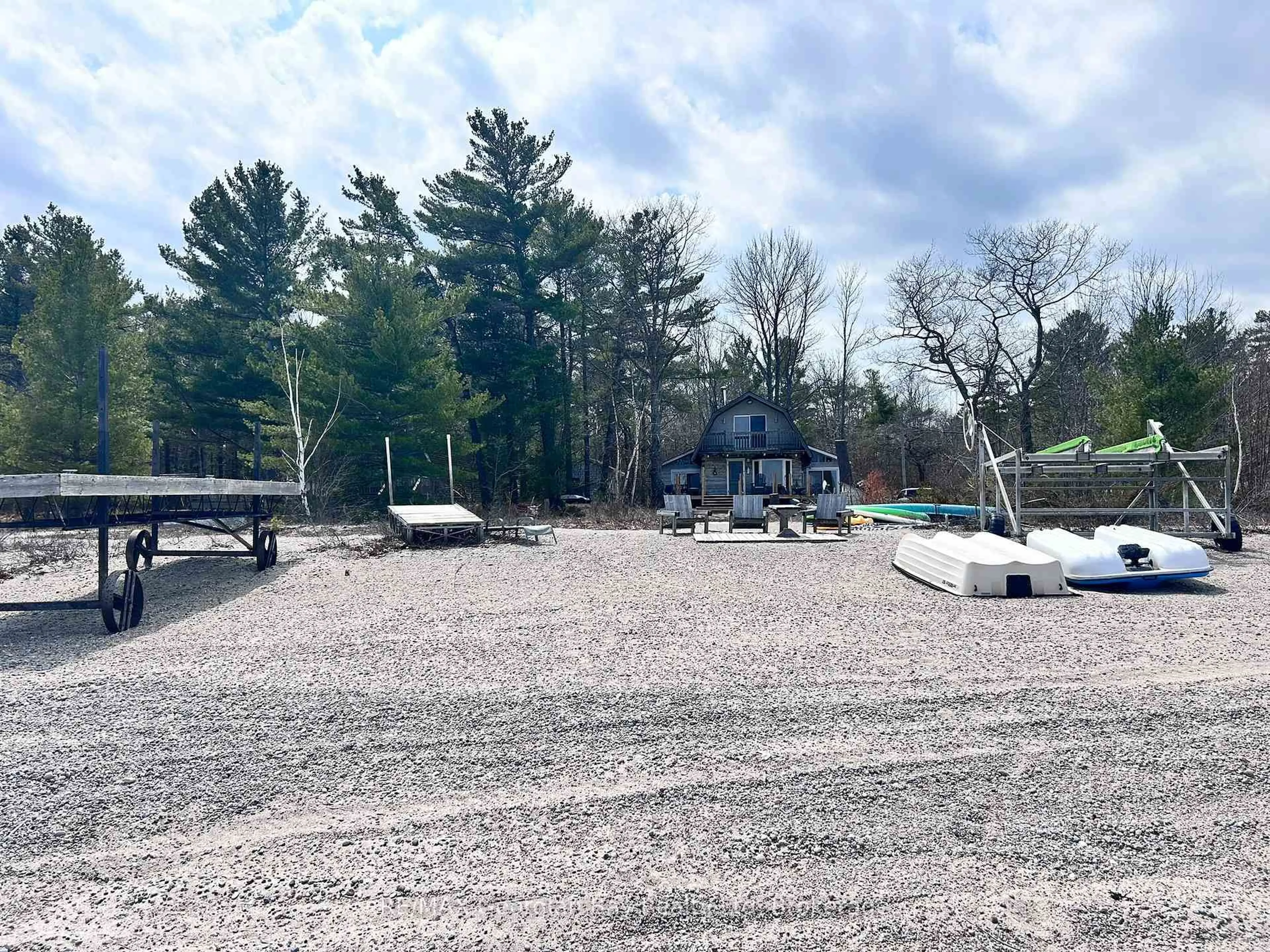 A pic from outside/outdoor area/front of a property/back of a property/a pic from drone, unknown for 681 Mkade Kegwin Miikan Rd, Christian Island 30 Ontario L9M 0A9