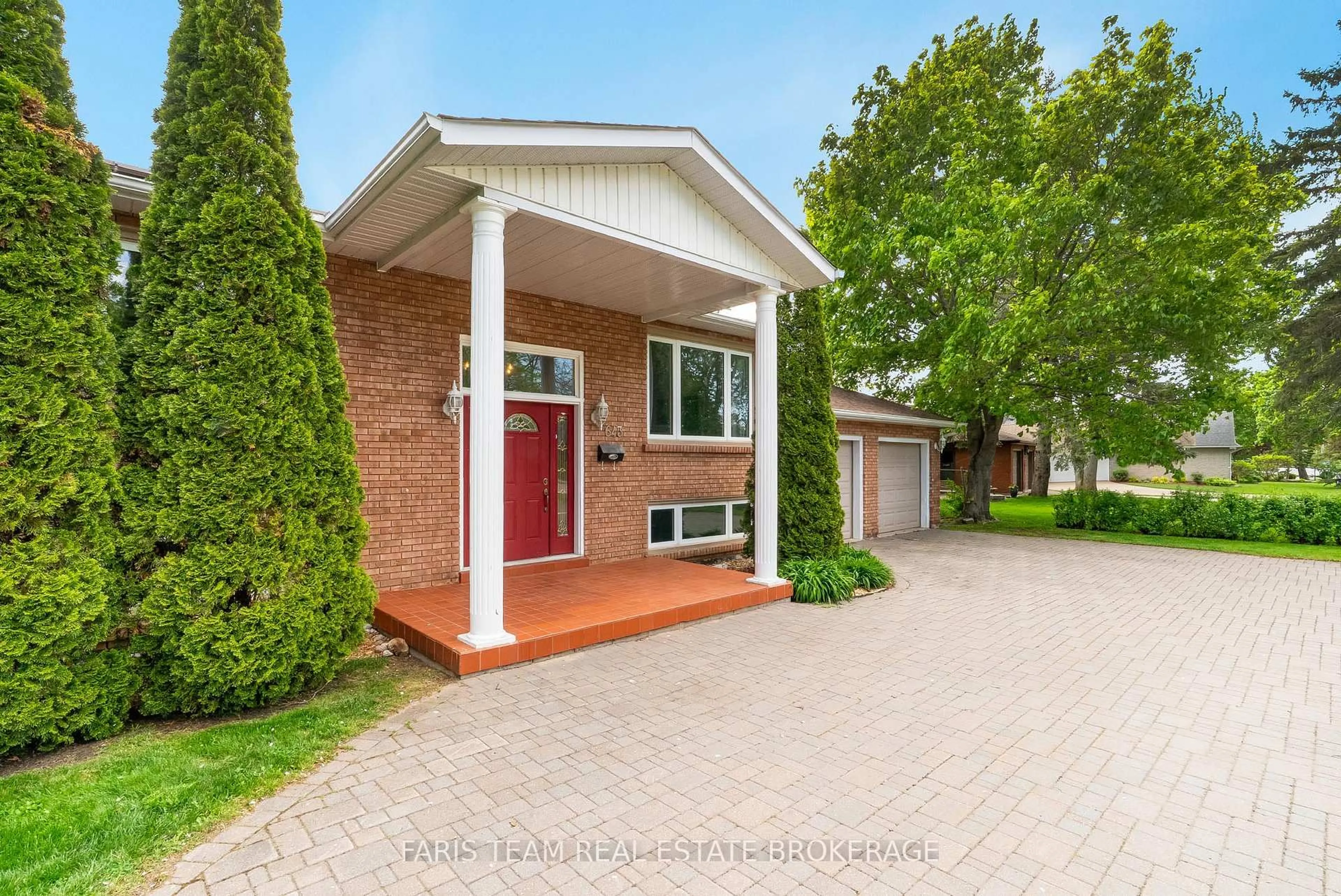 Home with brick exterior material, street for 643 Glen Cres, Orillia Ontario L3V 6R2