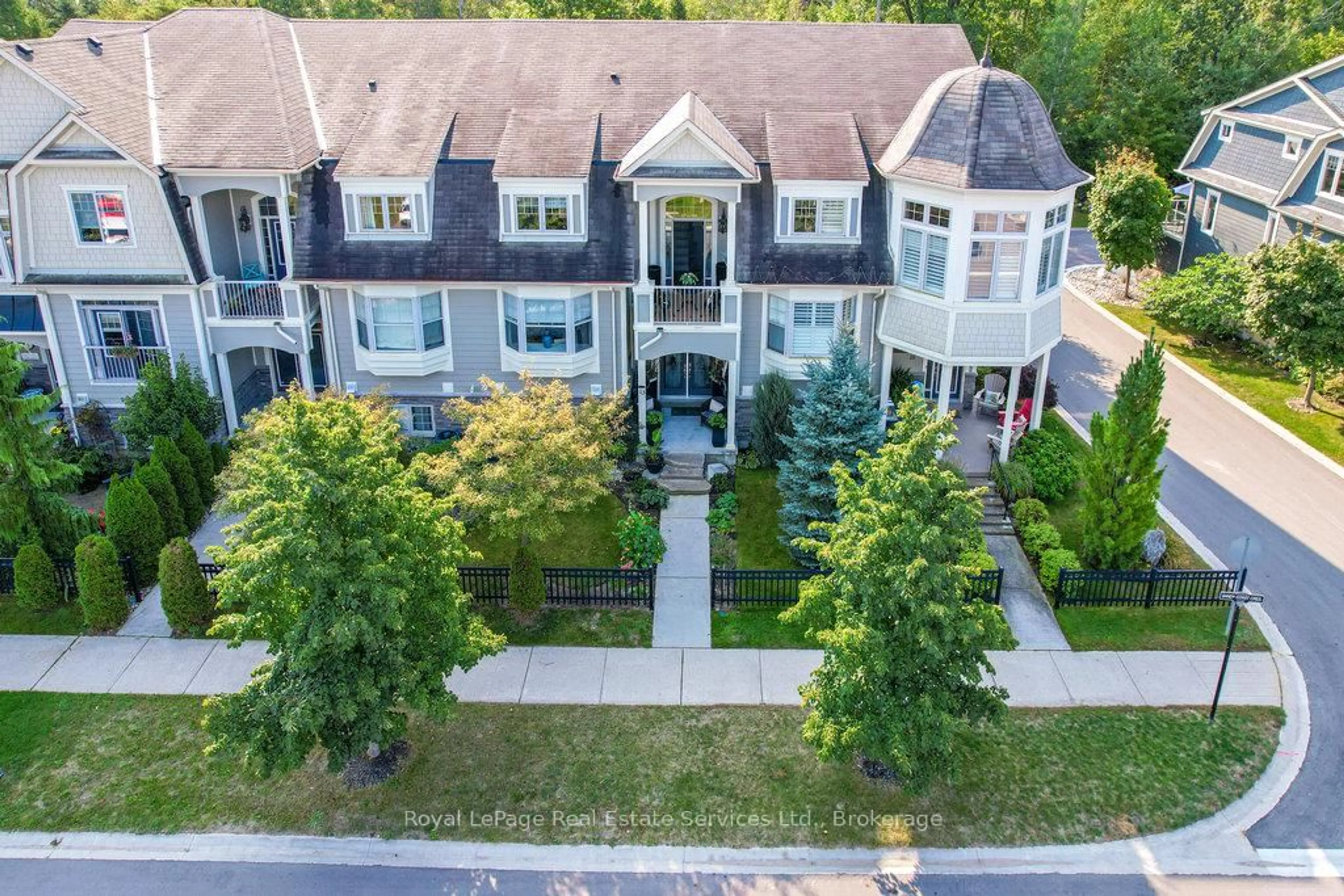 A pic from outside/outdoor area/front of a property/back of a property/a pic from drone, unknown for 13 Sandy Coast Cres, Wasaga Beach Ontario L9Z 0G1