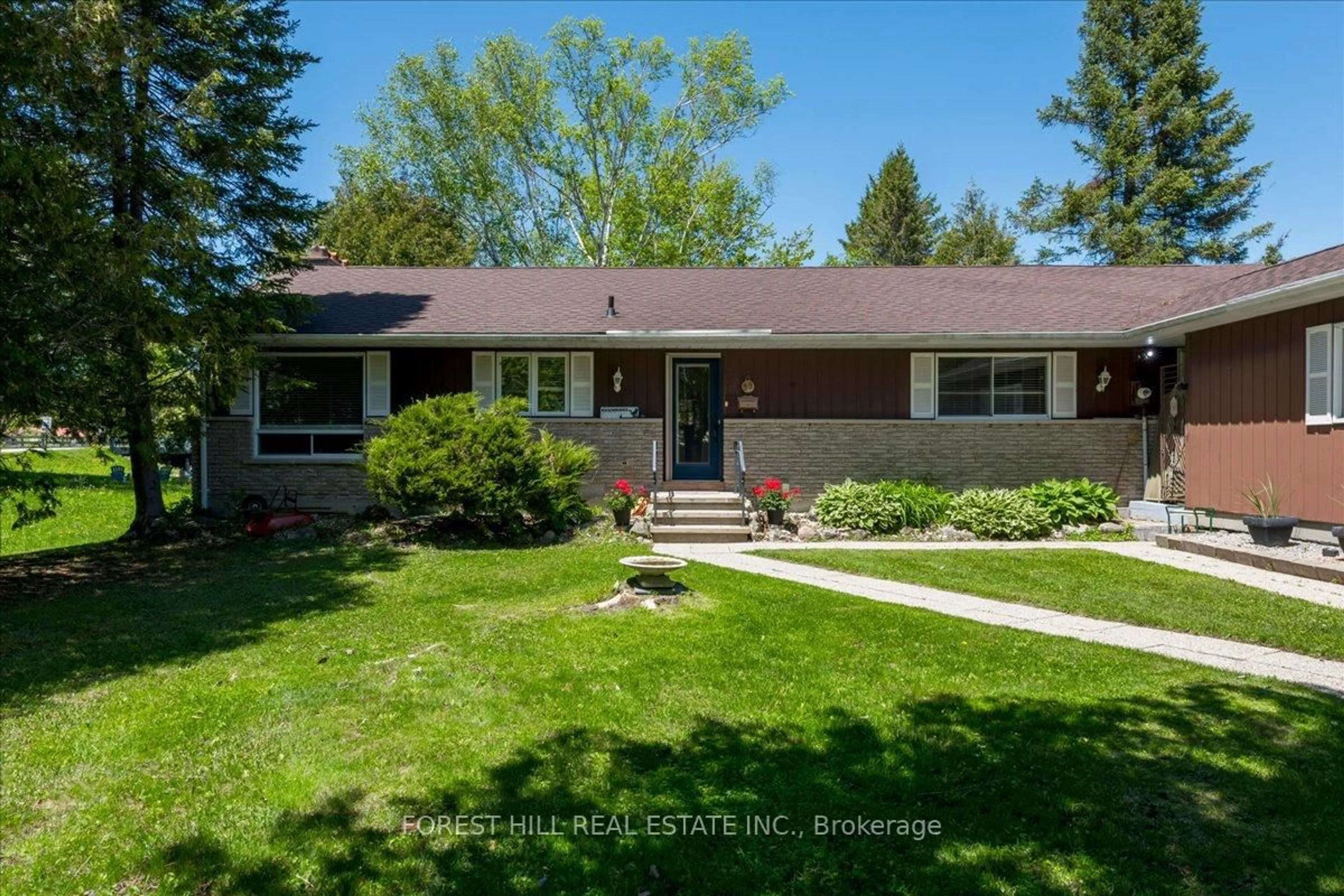 Home with vinyl exterior material, street for 55 Poplar Cres, Ramara Ontario L0K 1B0