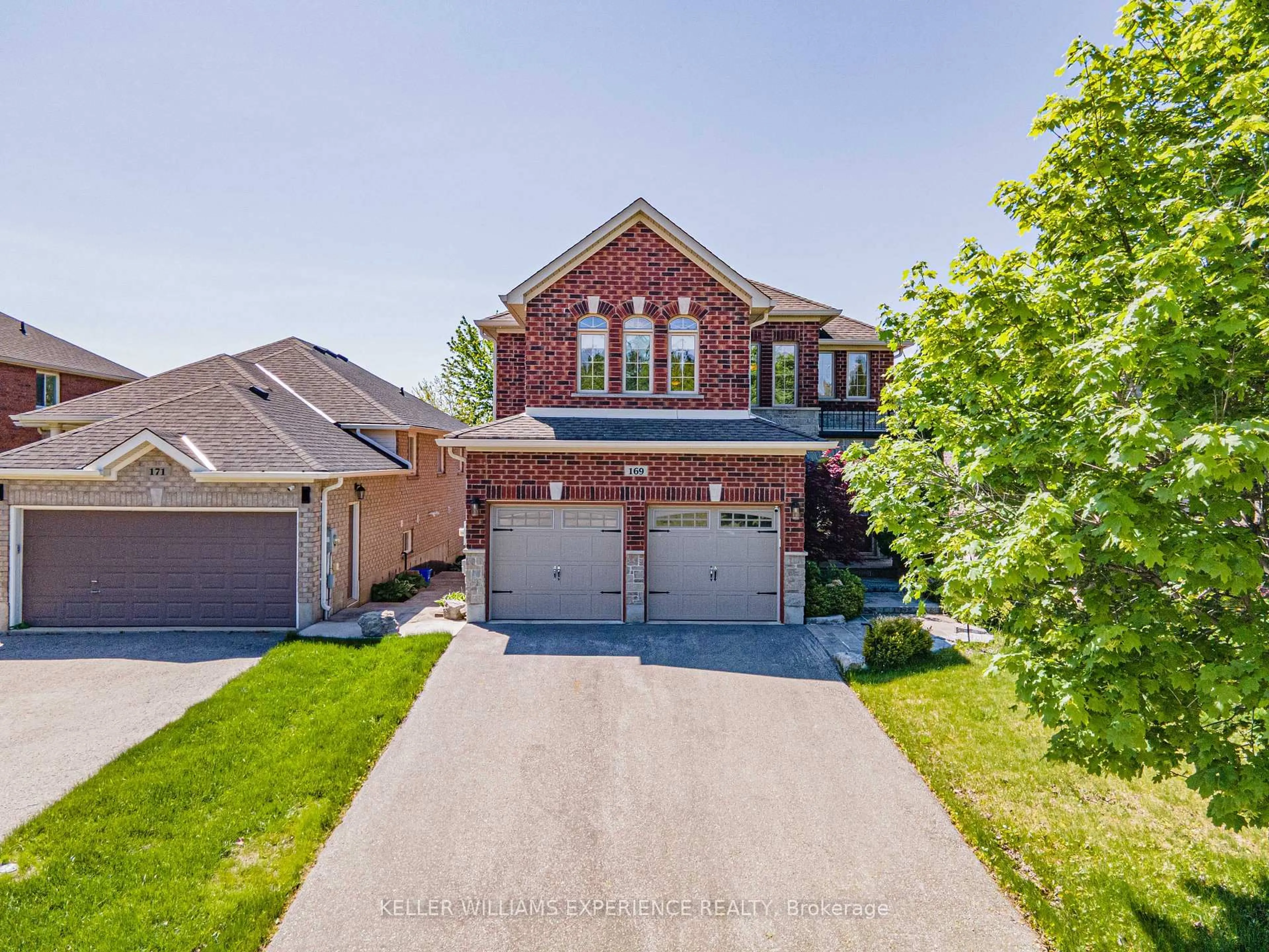 Home with brick exterior material, street for 169 Birkhall Pl, Barrie Ontario L4N 0K9