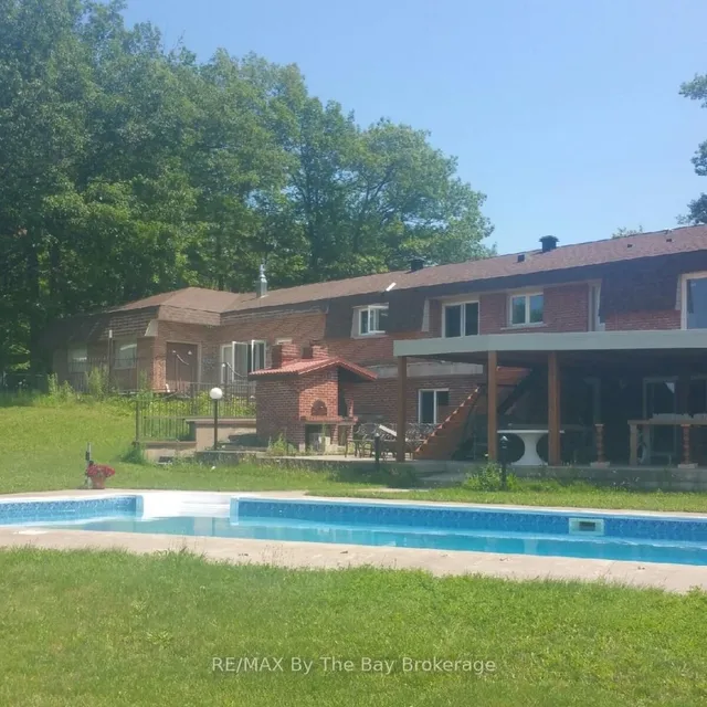 10 Edgewater Rd, Wasaga Beach 3
