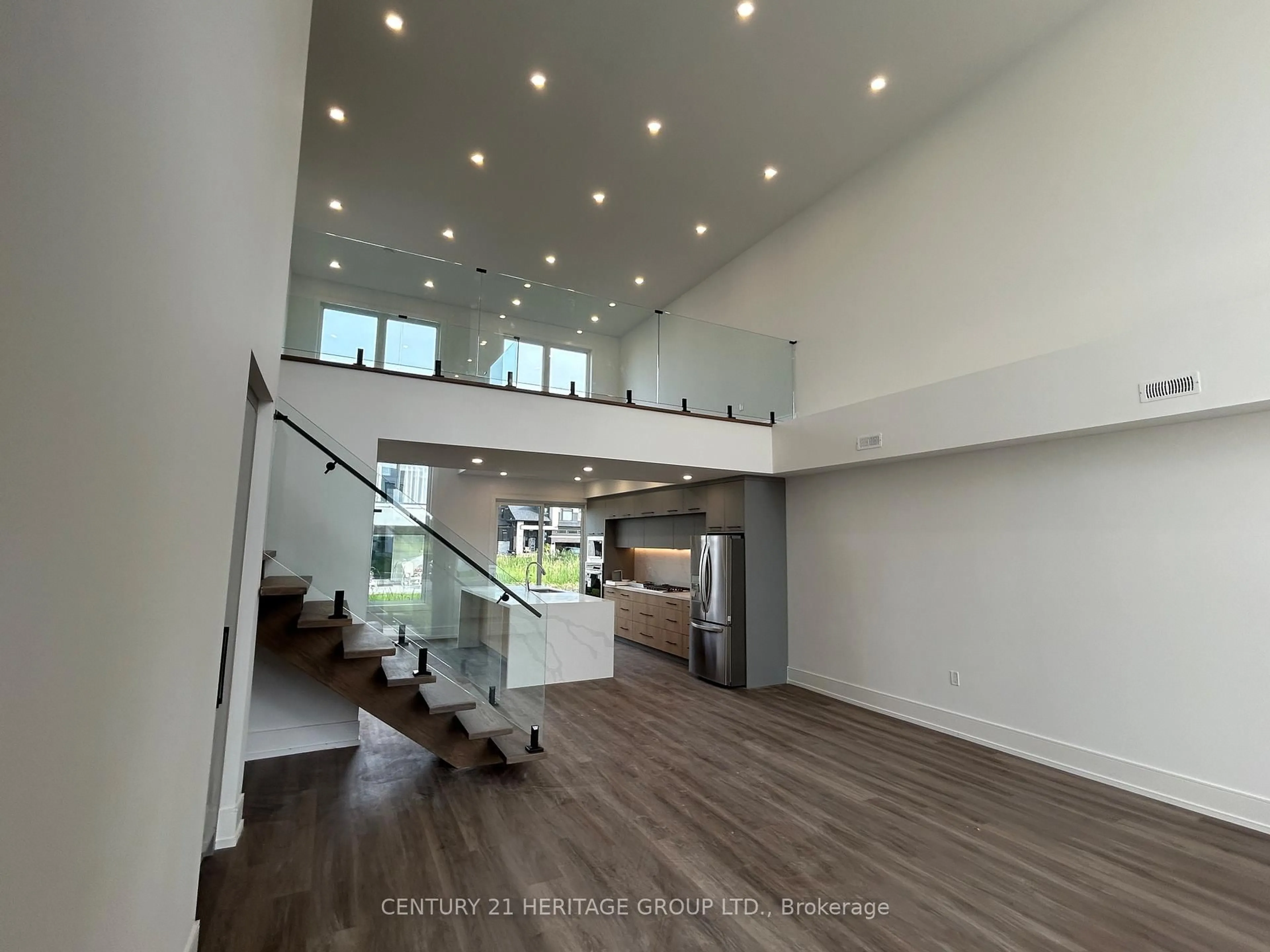Indoor foyer for 3716 Quayside Dr, Severn Ontario L3V 8M9