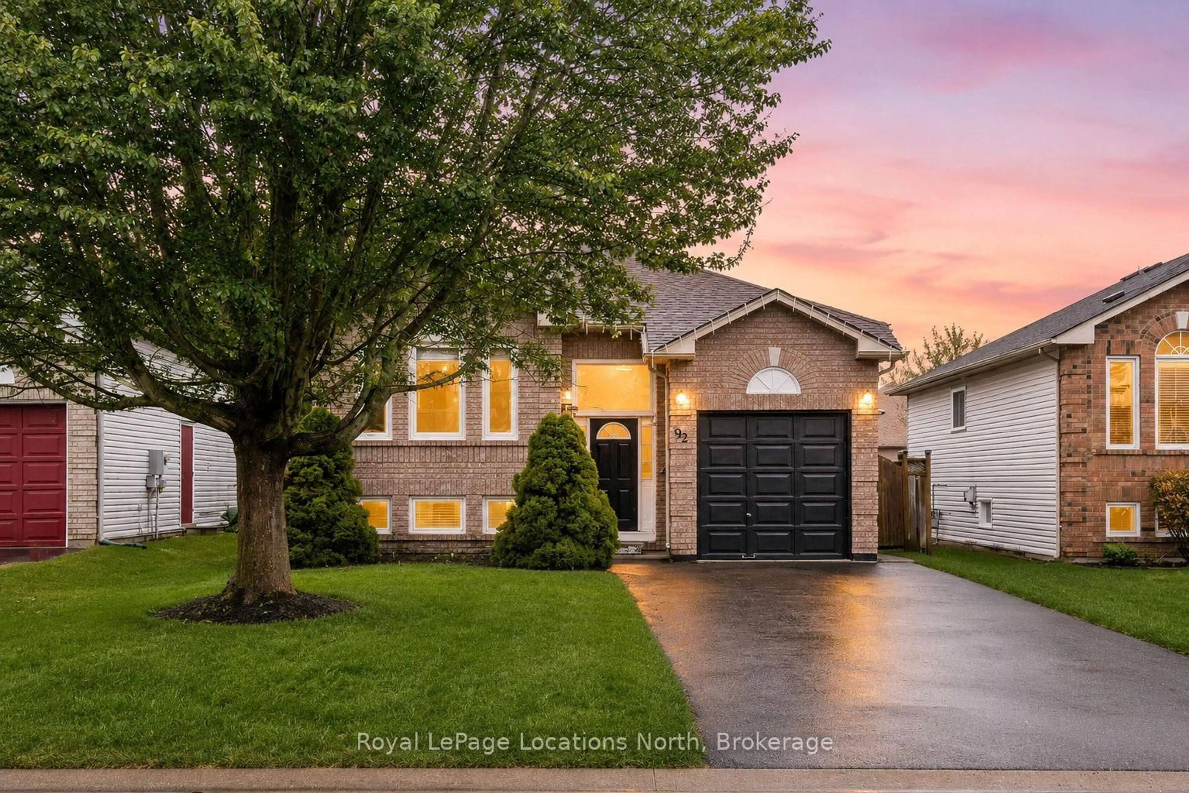 Home with brick exterior material, street for 92 GLEN ETON Rd, Wasaga Beach Ontario L9Z 1E8