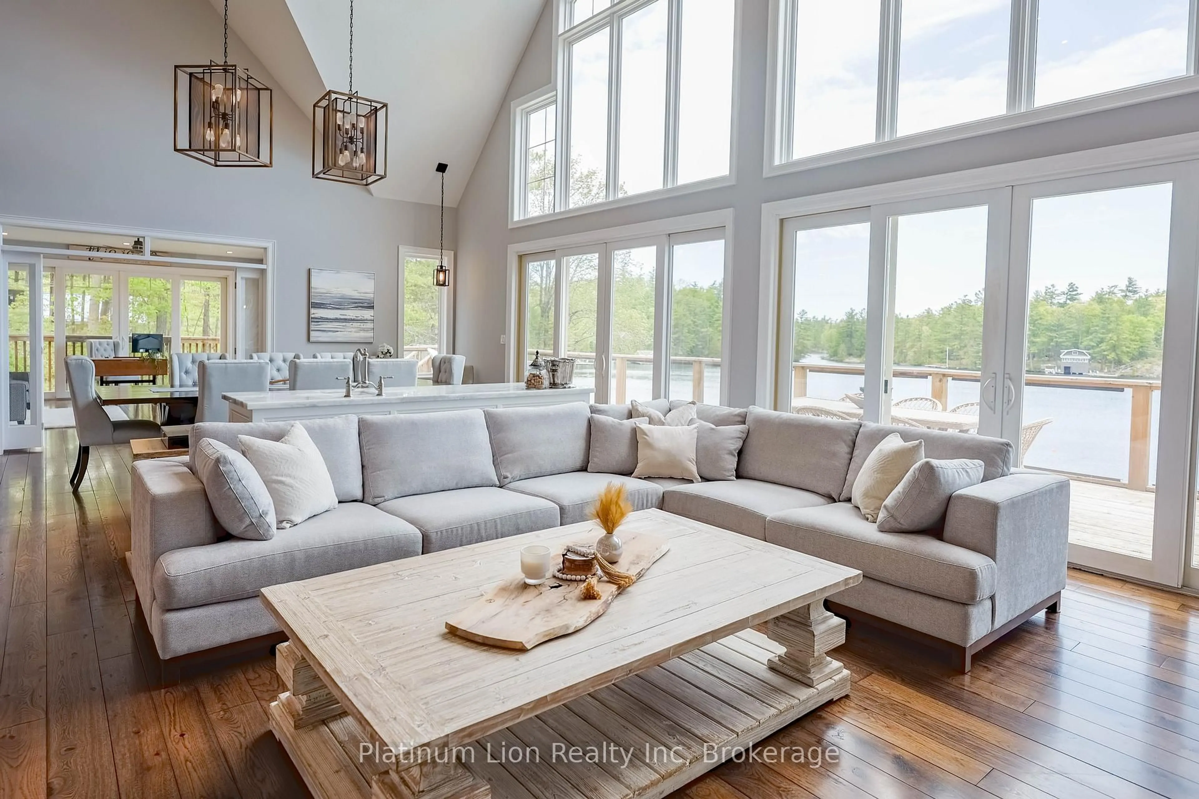 Living room with furniture, unknown for 1521 Emily Lane, Severn Ontario L0K 1E0