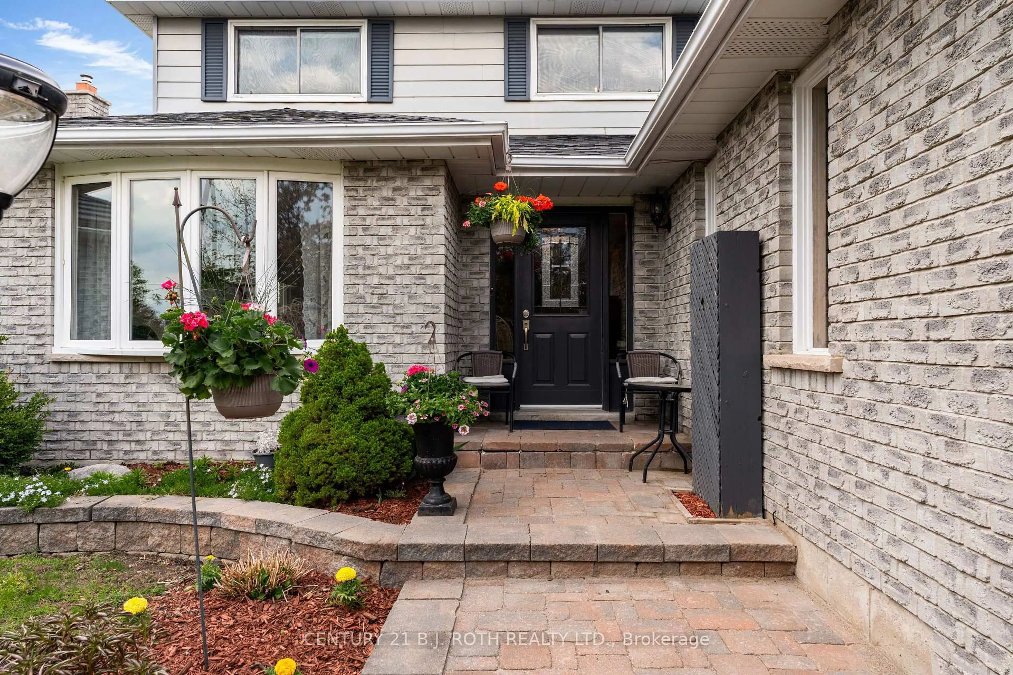Home with brick exterior material, street for 37 Laurentian Lane, Orillia Ontario L3V 7N8