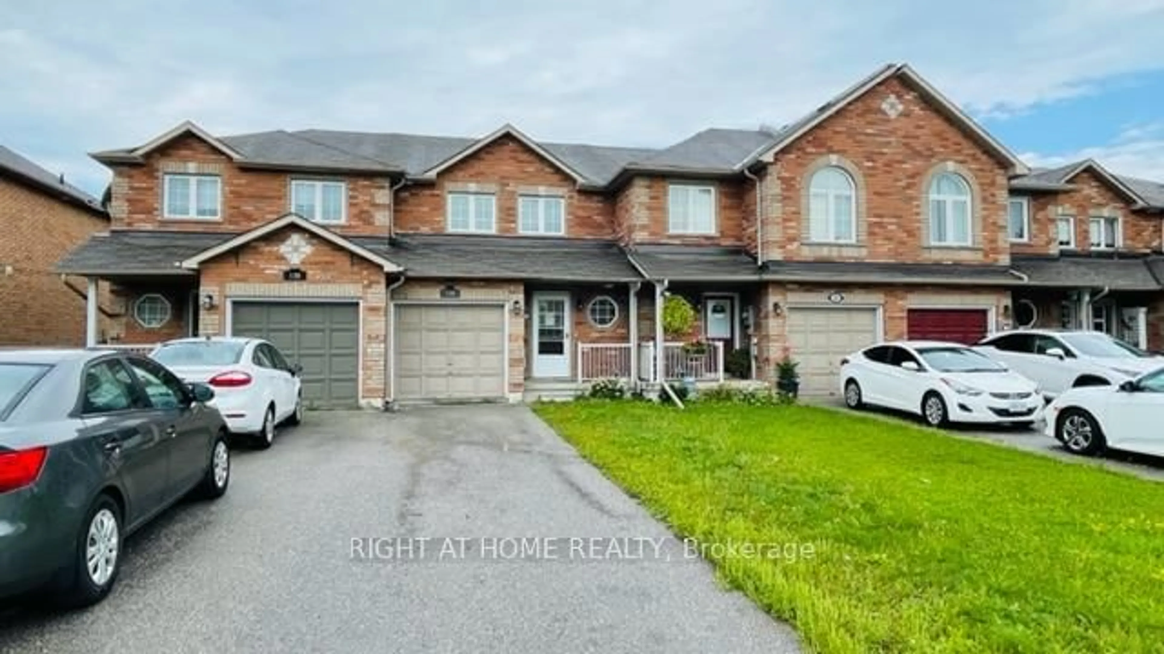 Home with brick exterior material, street for 140 Sydenham Wells Rd, Barrie Ontario L4M 6T3