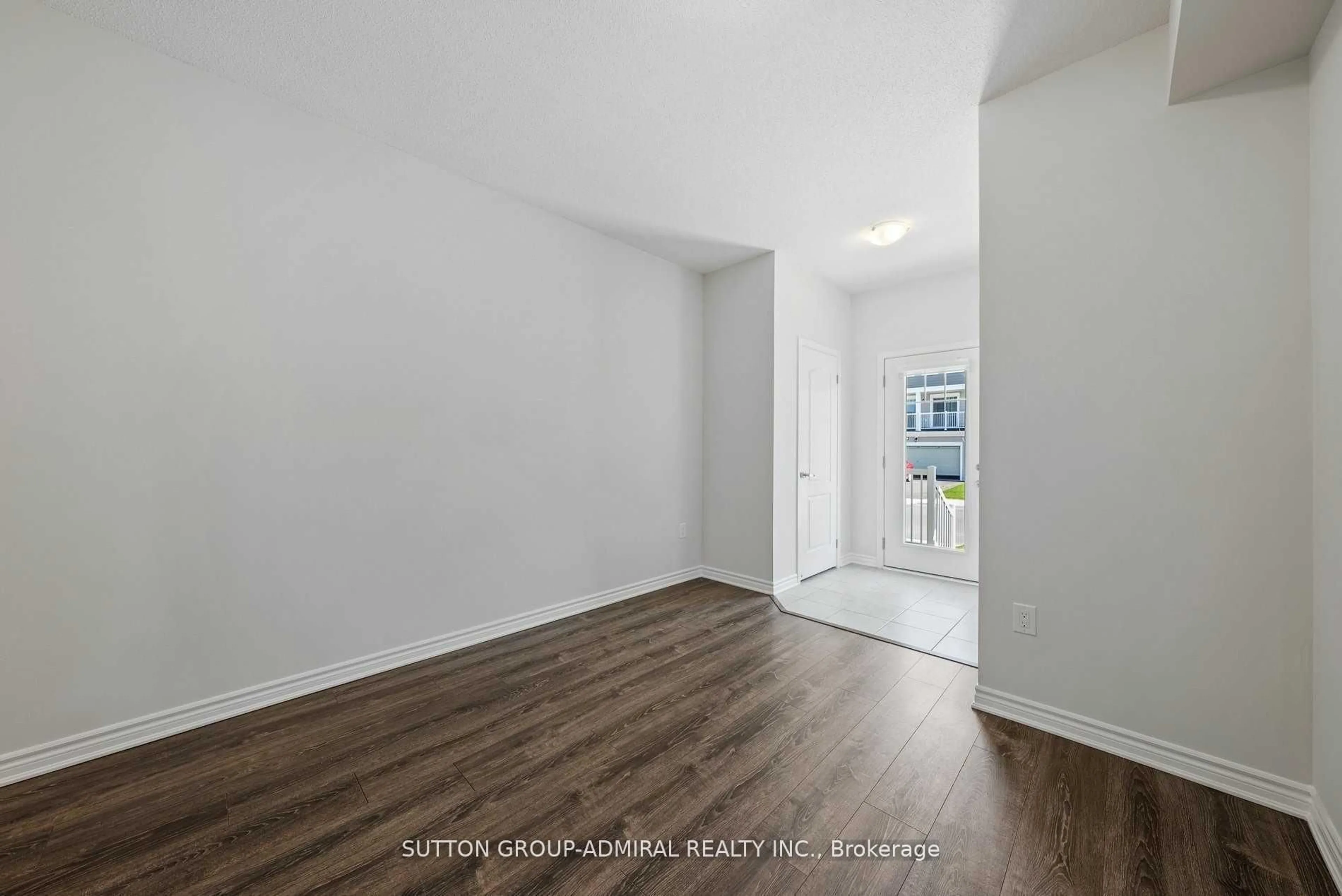 A pic of a room for 15 Hills Thistle Dr, Wasaga Beach Ontario L9Z 0J3