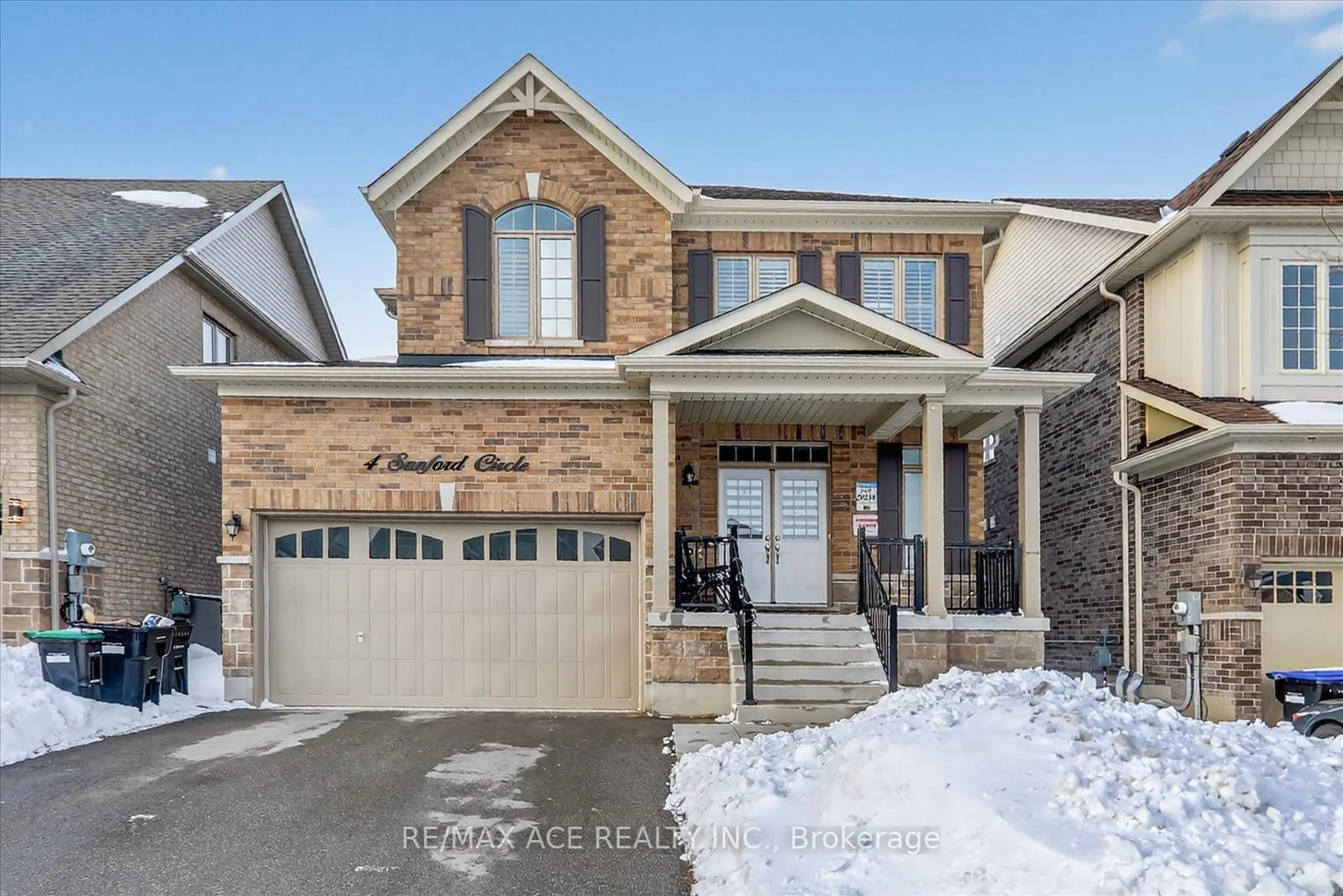 Home with brick exterior material, street for 4 Sanford Circ, Springwater Ontario L9X 2A8