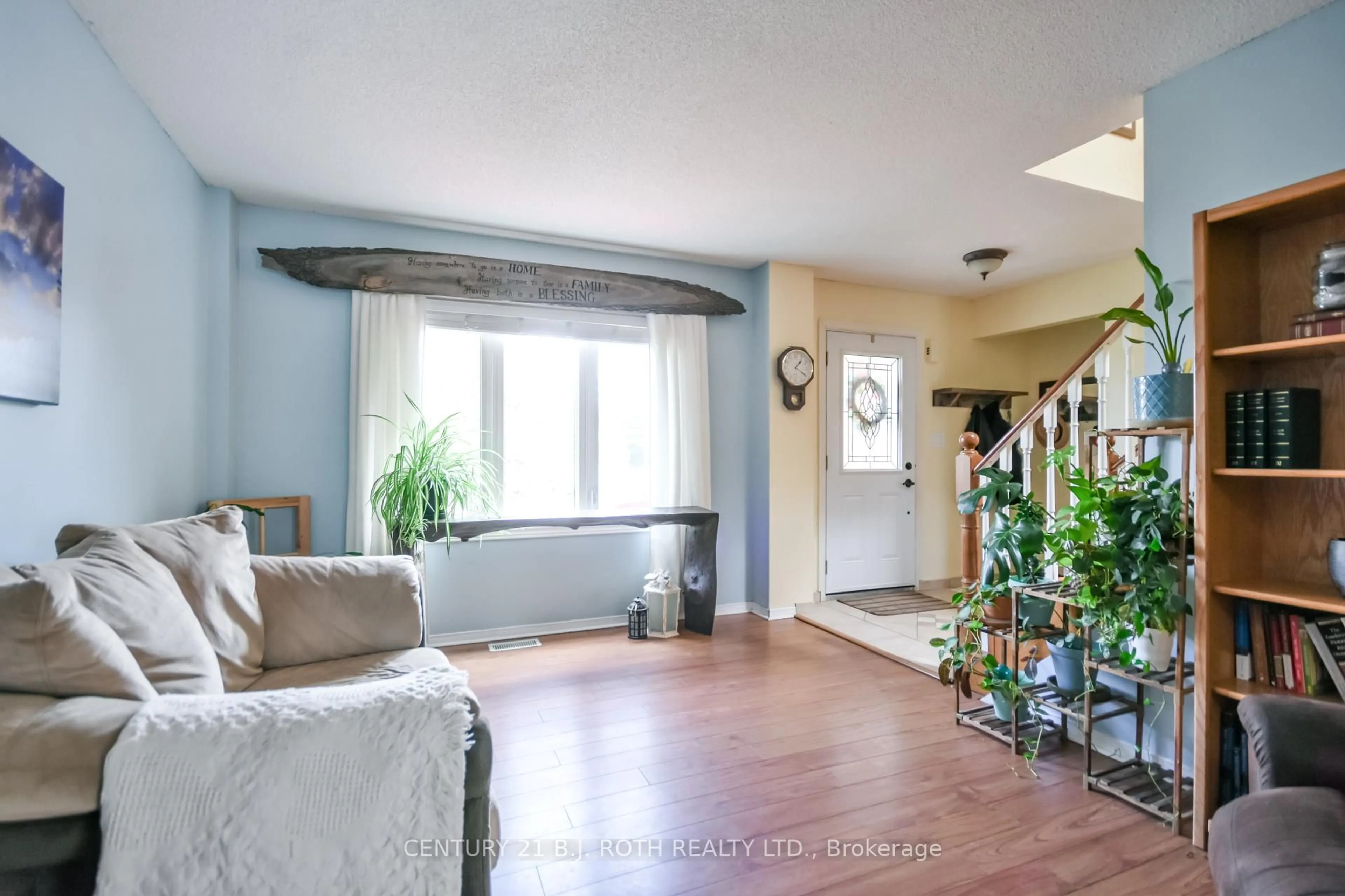 Unknown for 42 Farmstead Cres, Barrie Ontario L4N 8S1