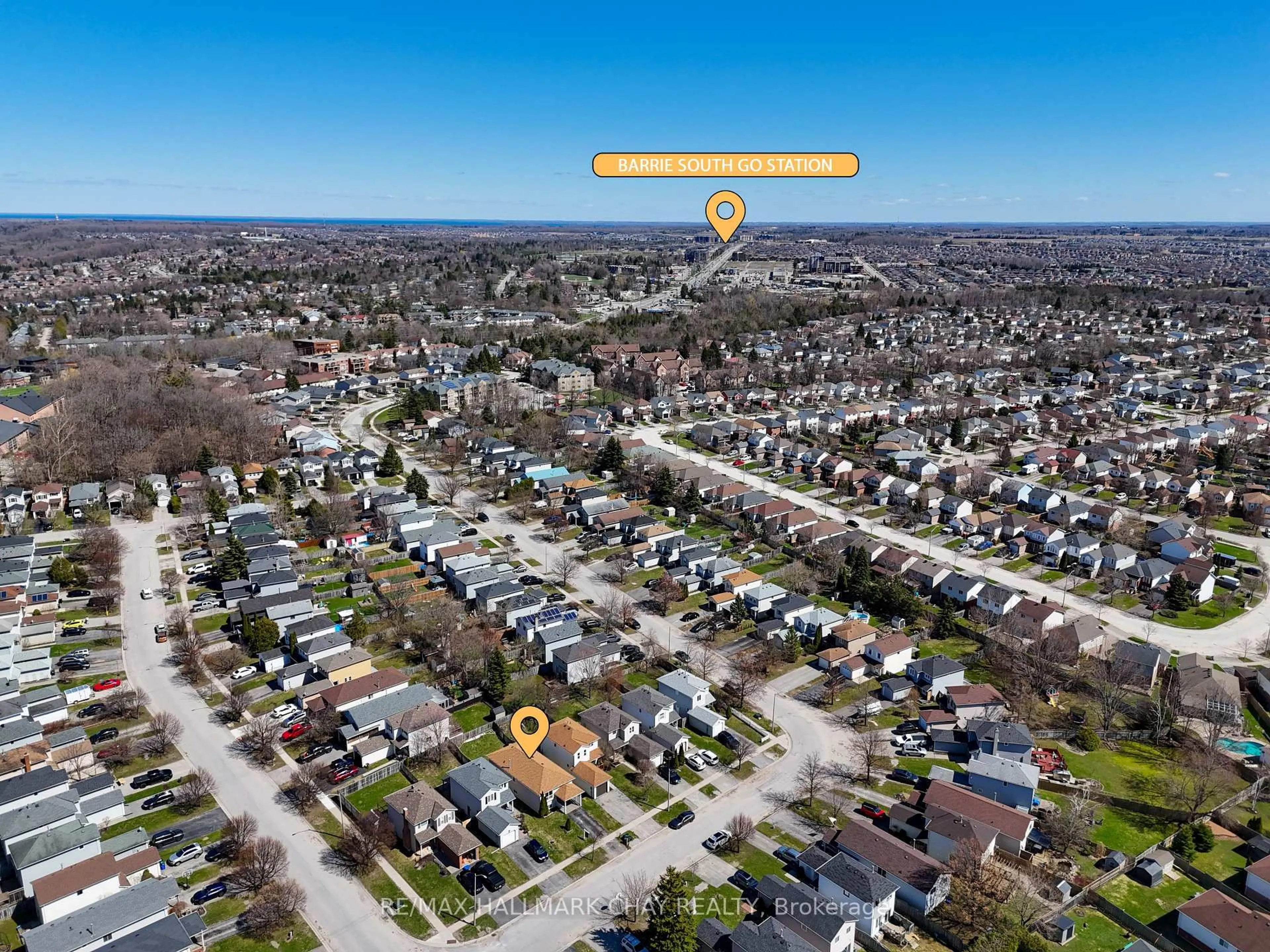 A pic from outside/outdoor area/front of a property/back of a property/a pic from drone, street for 6 D'ambrosio Dr, Barrie Ontario L4N 6V5