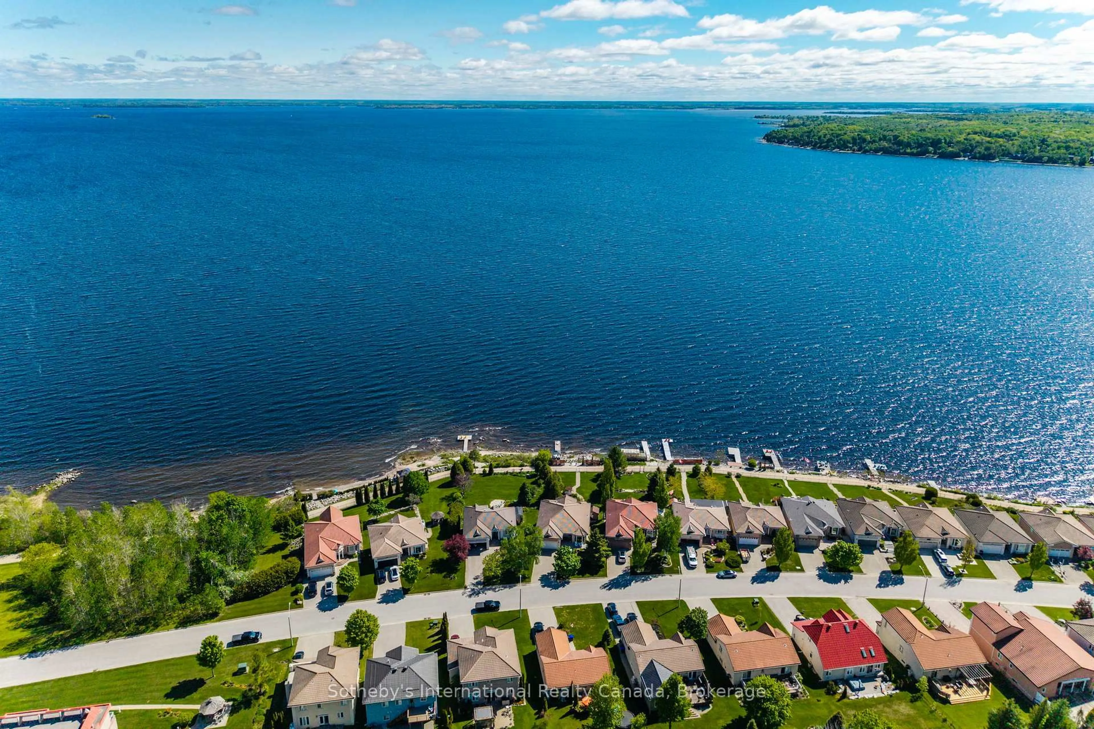A pic from outside/outdoor area/front of a property/back of a property/a pic from drone, water/lake/river/ocean view for 325 Aberdeen Blvd, Midland Ontario L4R 5M9